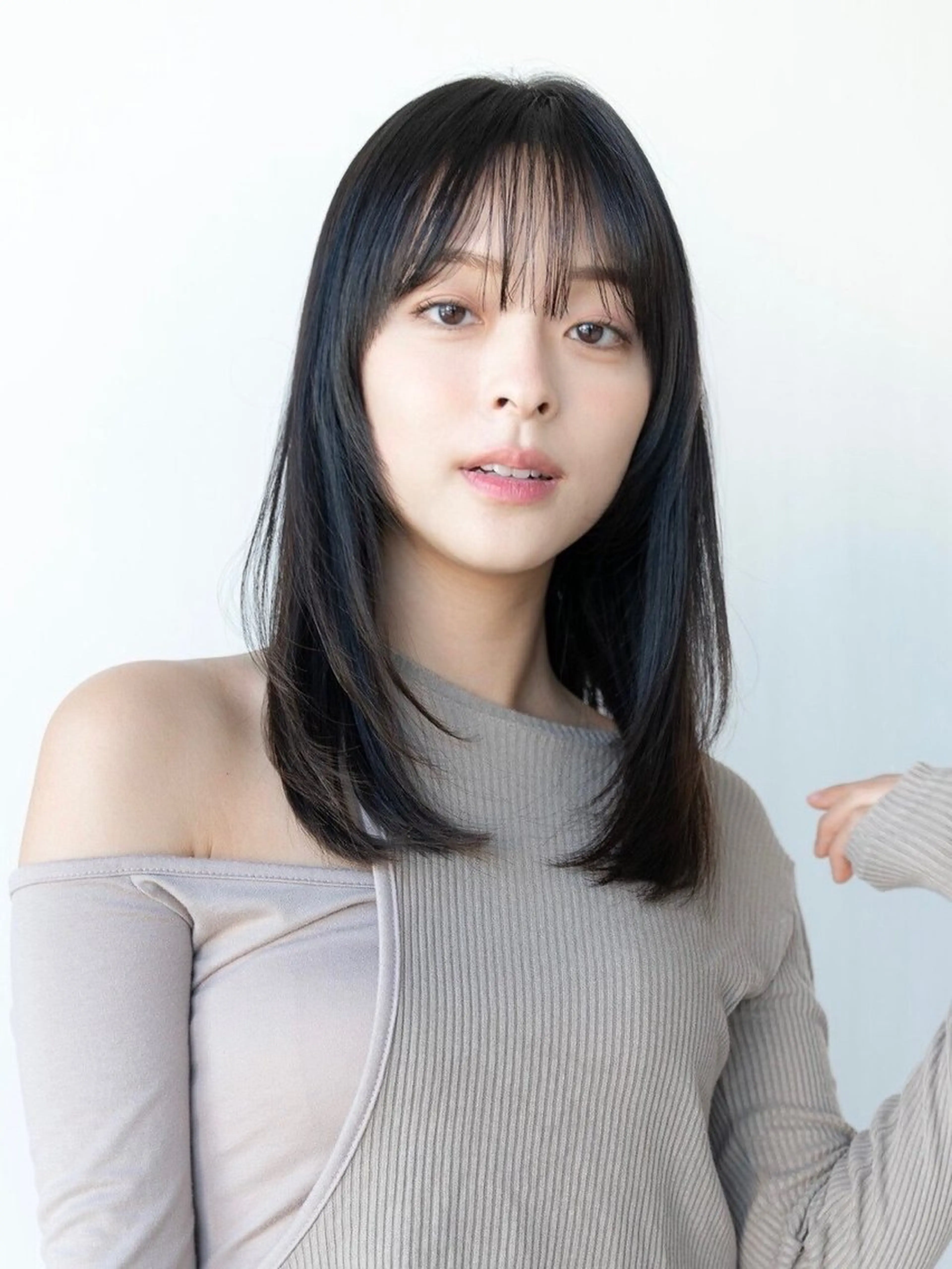 ミディアム 韓国ヘア⭐︎髪質改善 io（イオ）のヘアスタイル