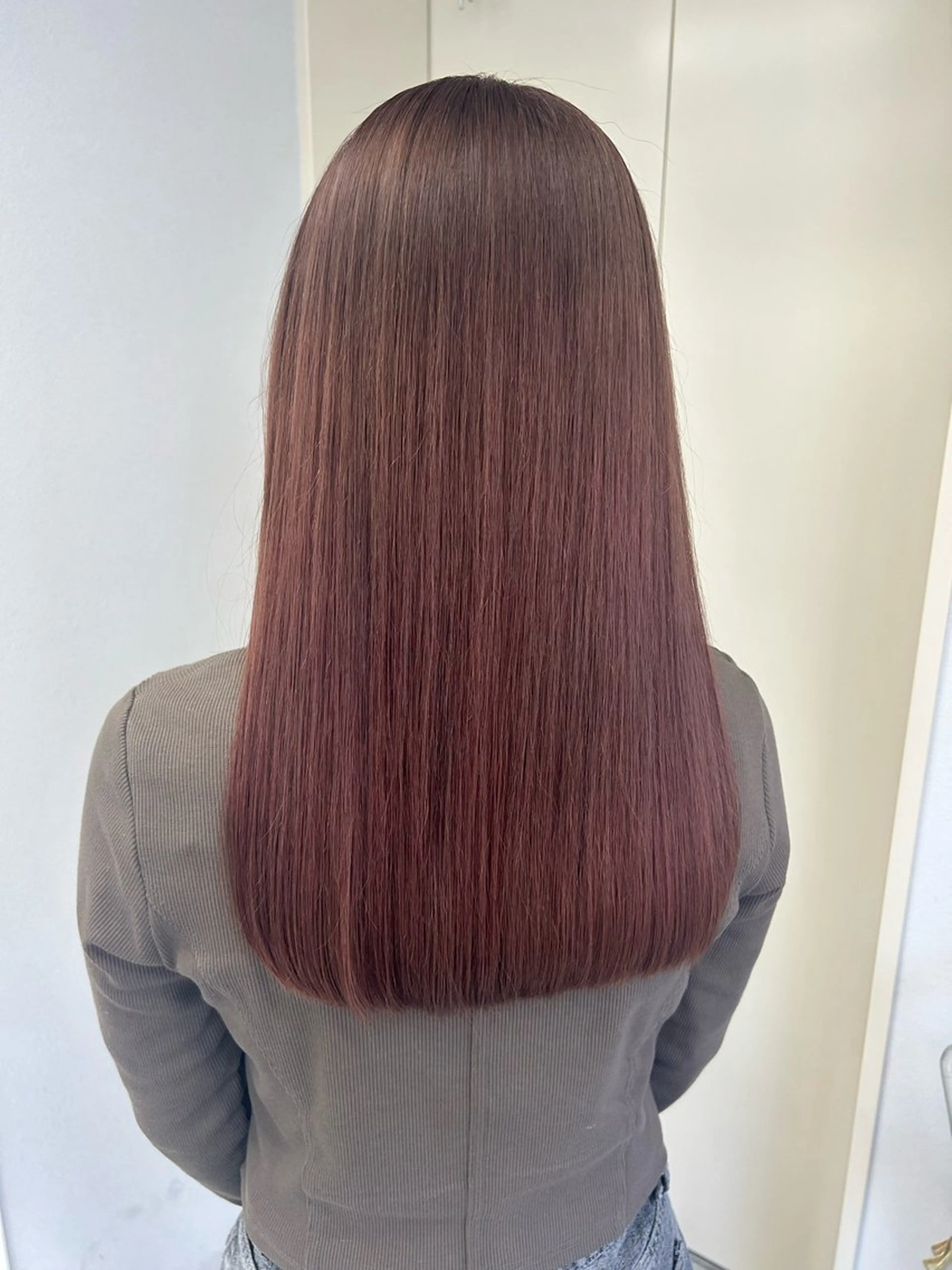 セミロング カラー ブリーチ ブラウンカラー ブリーチなしカラー ピンクカラー ピンクブラウン カット ヘアカラー トリートメント Gisel みらののヘアスタイル