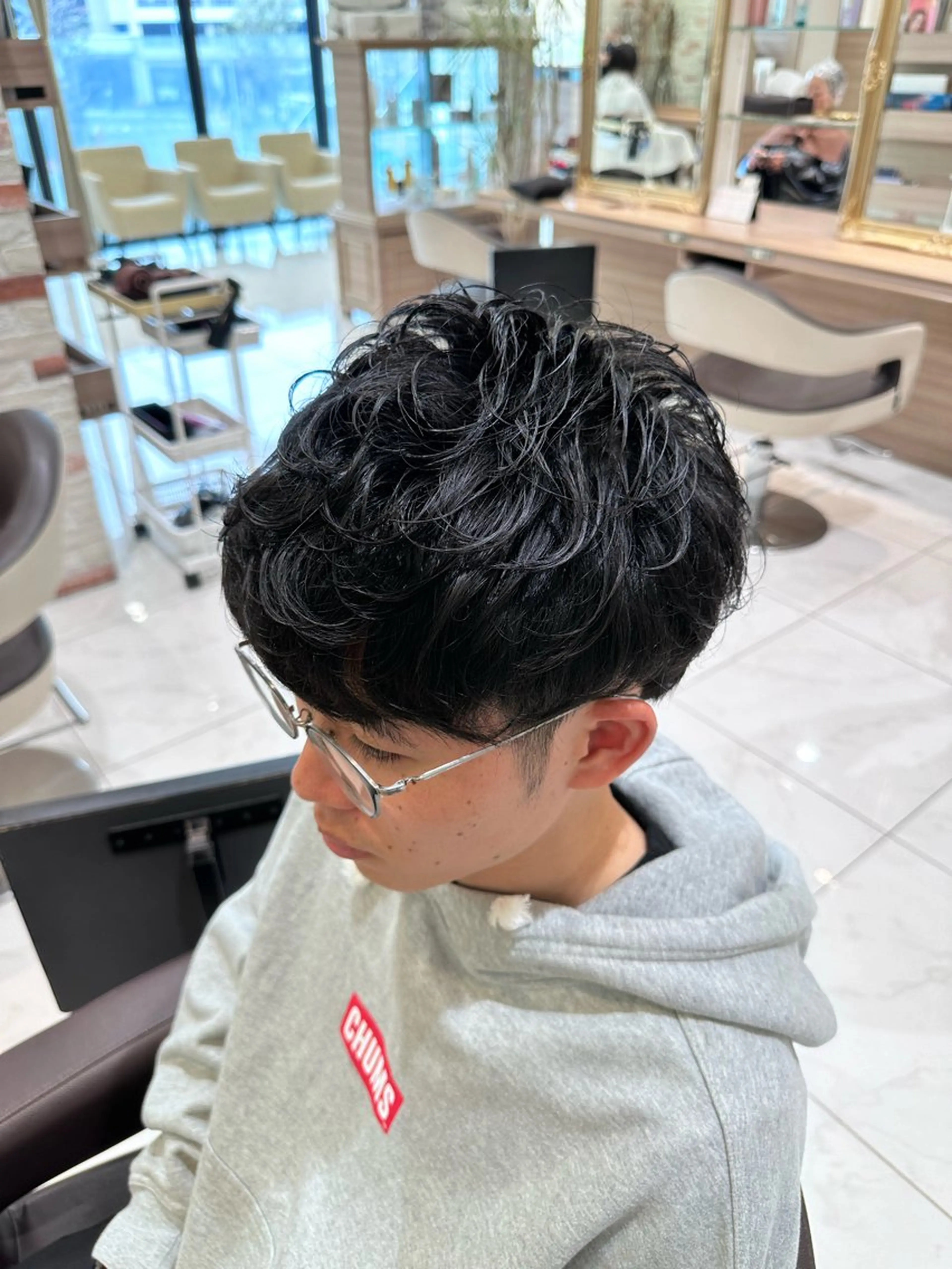 パーマ メンズ カット パーマ 🔸縮毛矯正/髪質 改善カラー石崎🔸のヘアスタイル