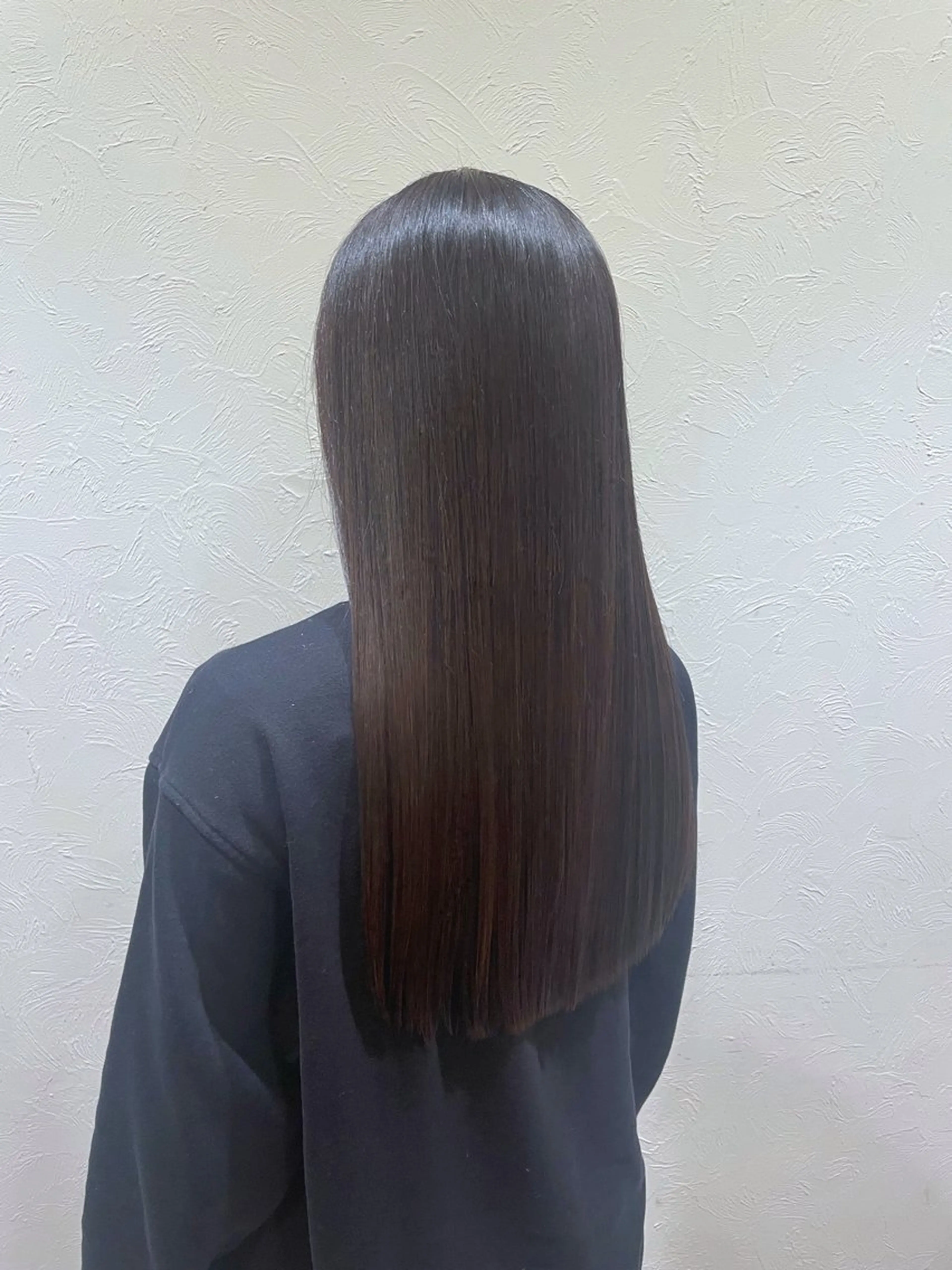 ロング 縮毛矯正 トリートメント 西山 瑞希のヘアスタイル