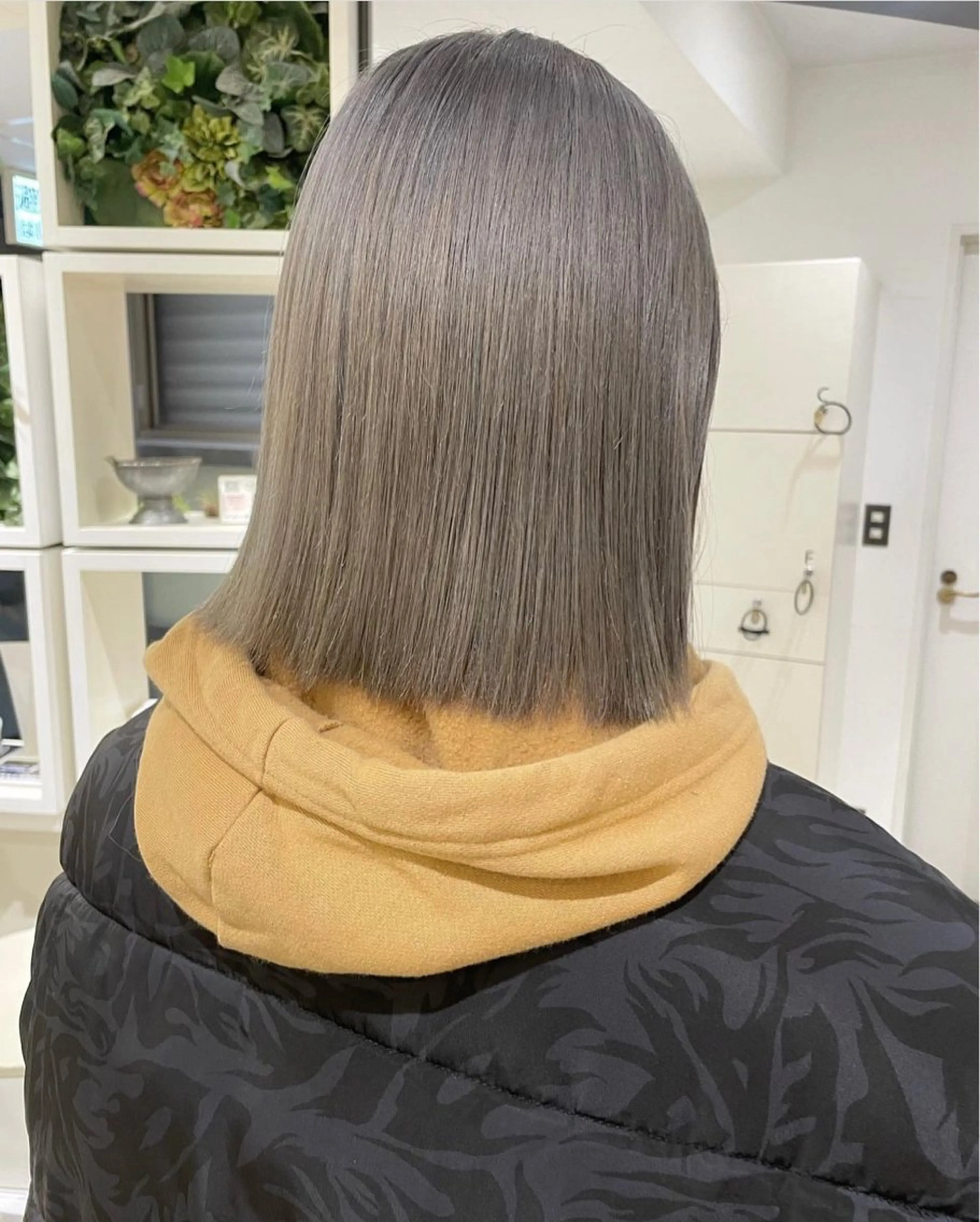 カラー シルバー 暖色カラー/ピンク カラー/saraのヘアスタイル