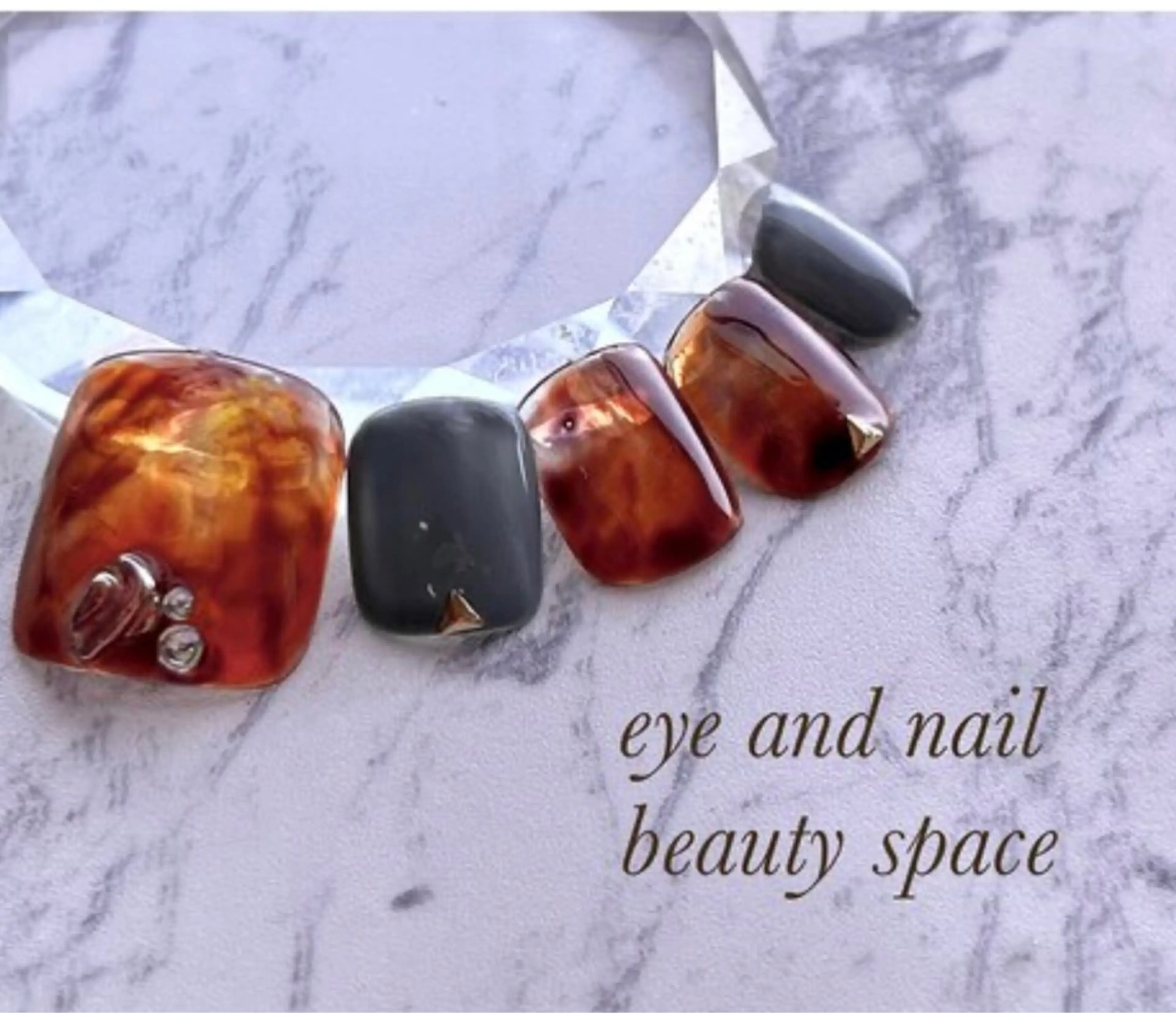 ネイル べっ甲ネイル 杉山 ネイリストのネイルデザイン