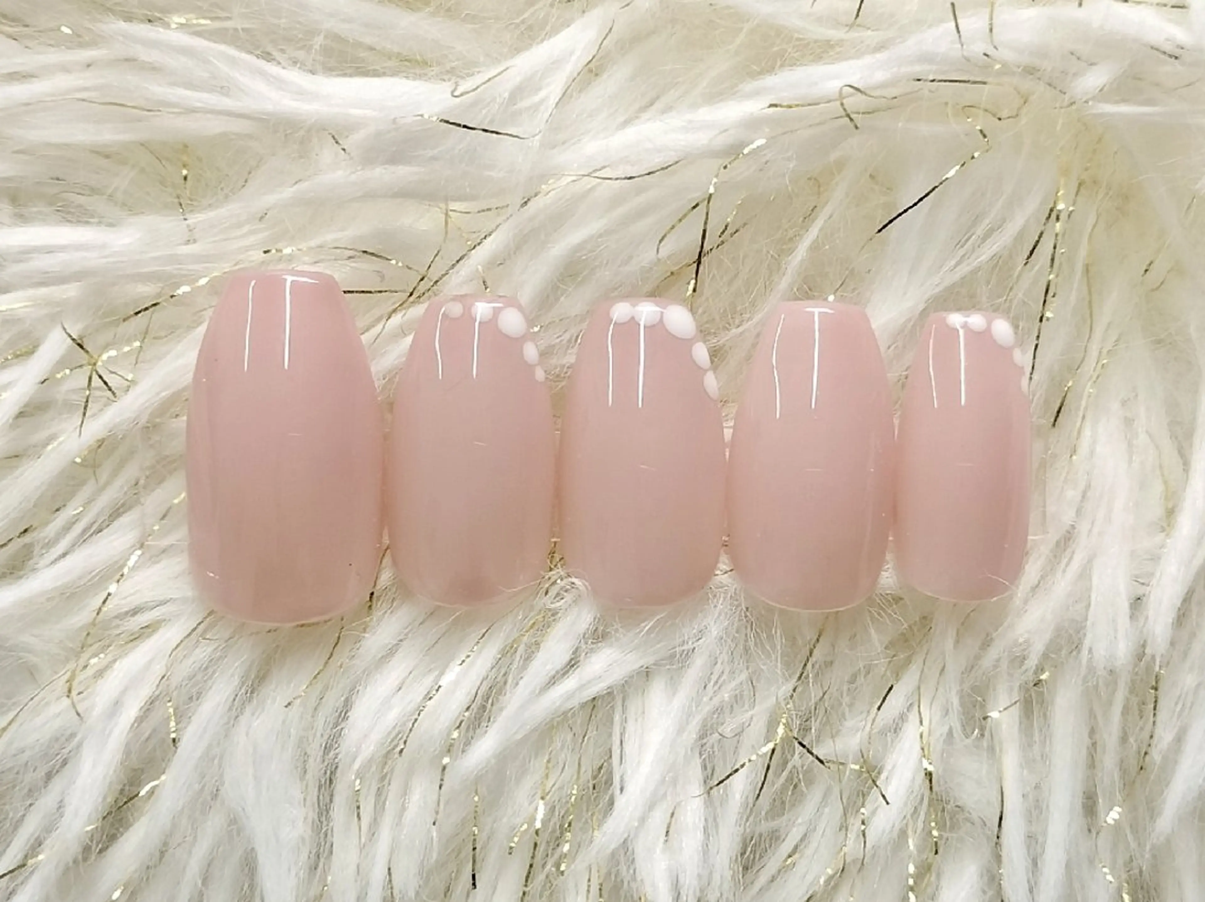 ネイル ドット ハンドネイル She by M. Ryoukaのネイルデザイン