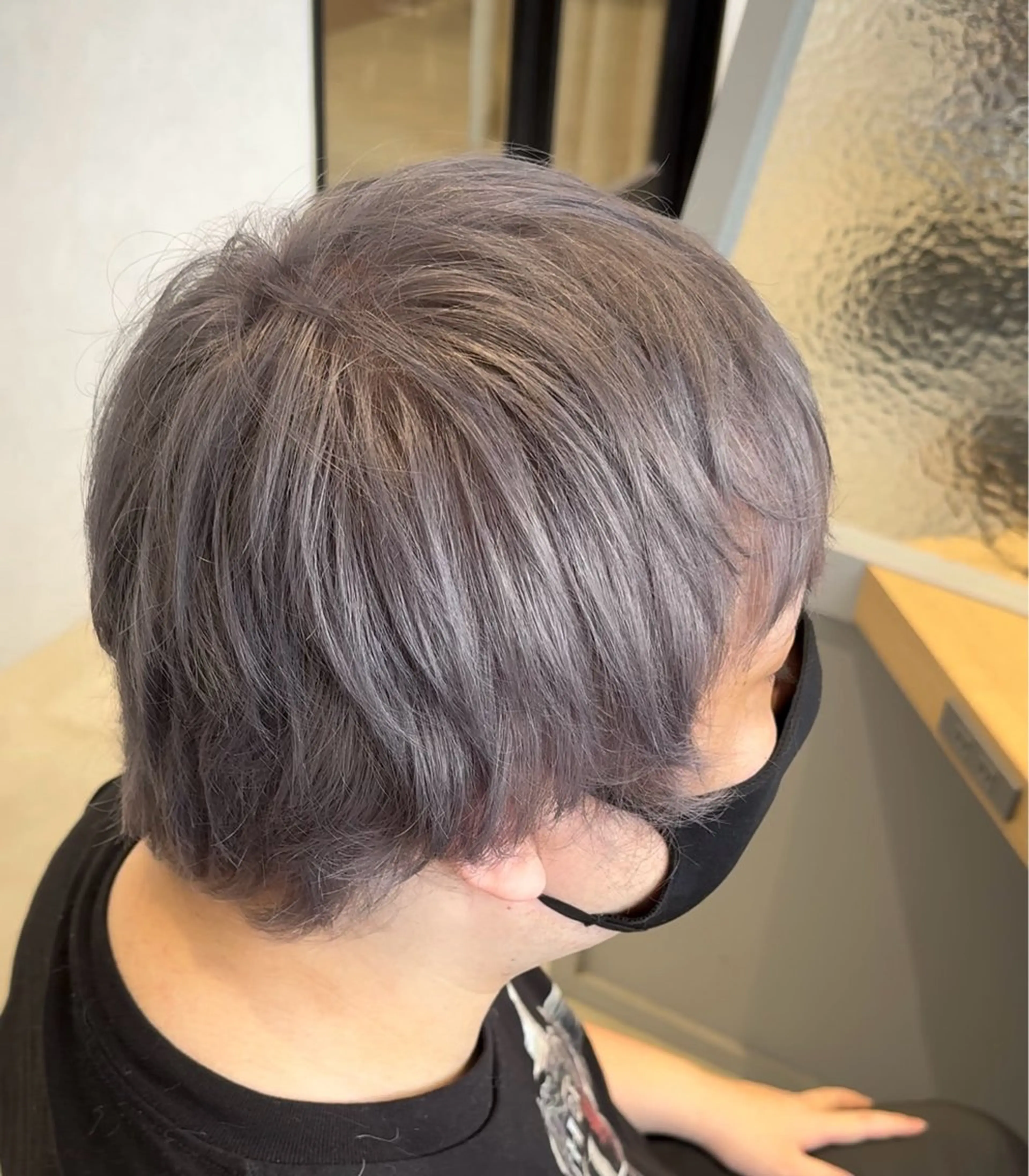 カラー ダブルカラー シルバー ヘアカラー 保坂 瞭のヘアスタイル