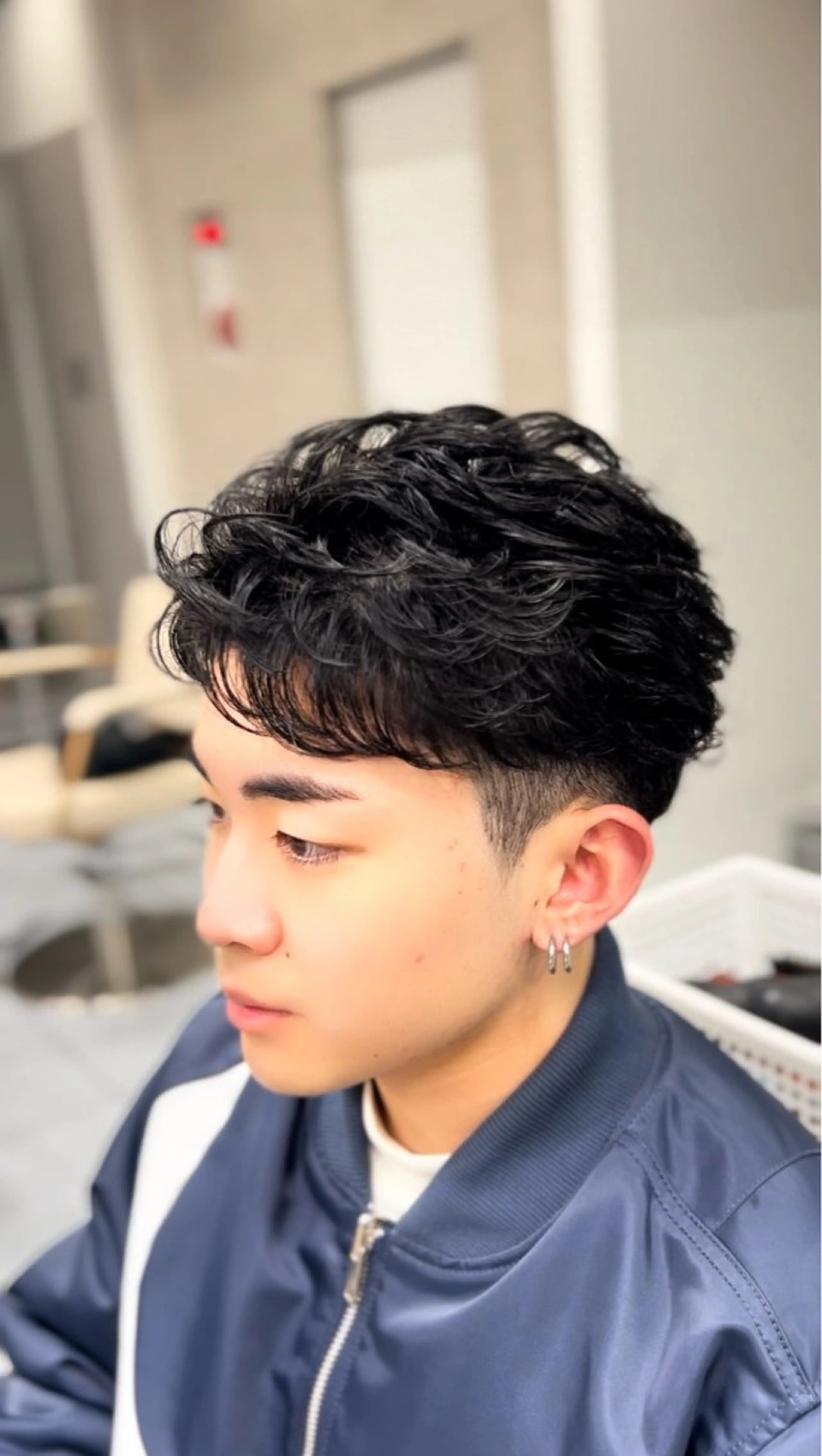 ショート パーマ メンズ センターパート フェザーパーマ カルマパーマ メンズ韓国風 マッシュ カット 🔮メンズ縮毛矯正 メンズパーマ💎竹永のヘアスタイル