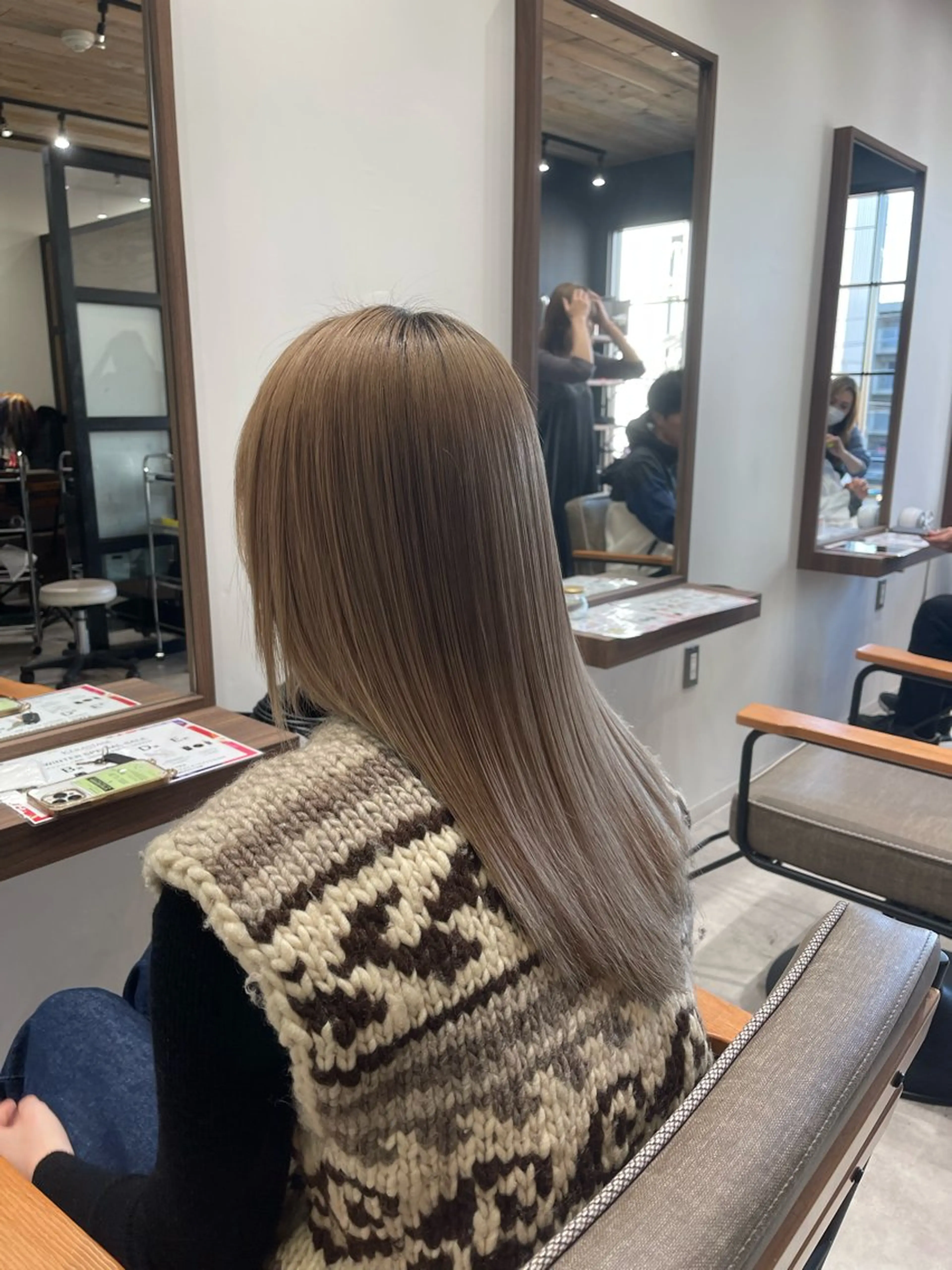 セミロング トリートメント 朝5分でキマる艶髪 ／ヤマダのヘアスタイル