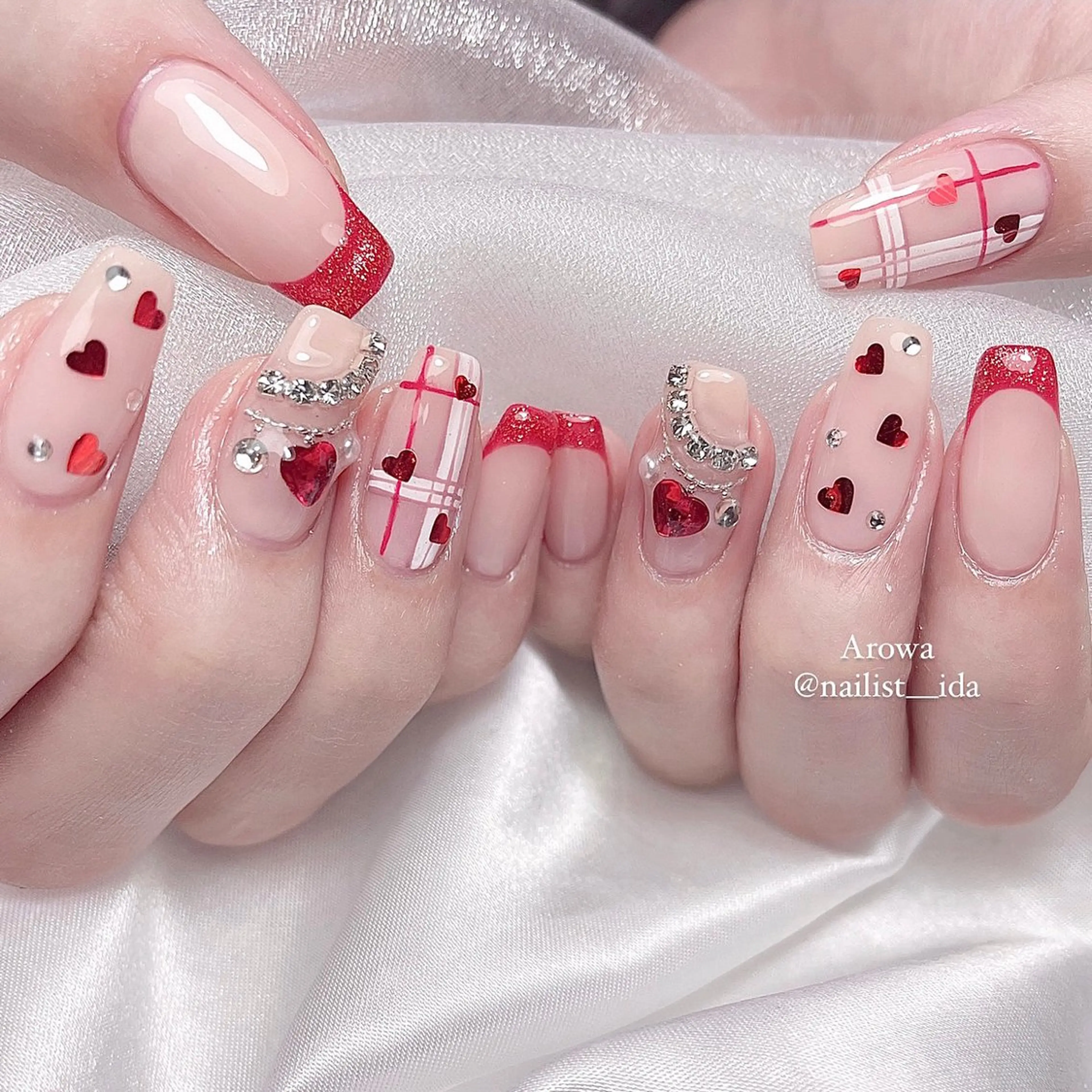 ネイル ハンドネイル Arowa 伊田のネイルデザイン