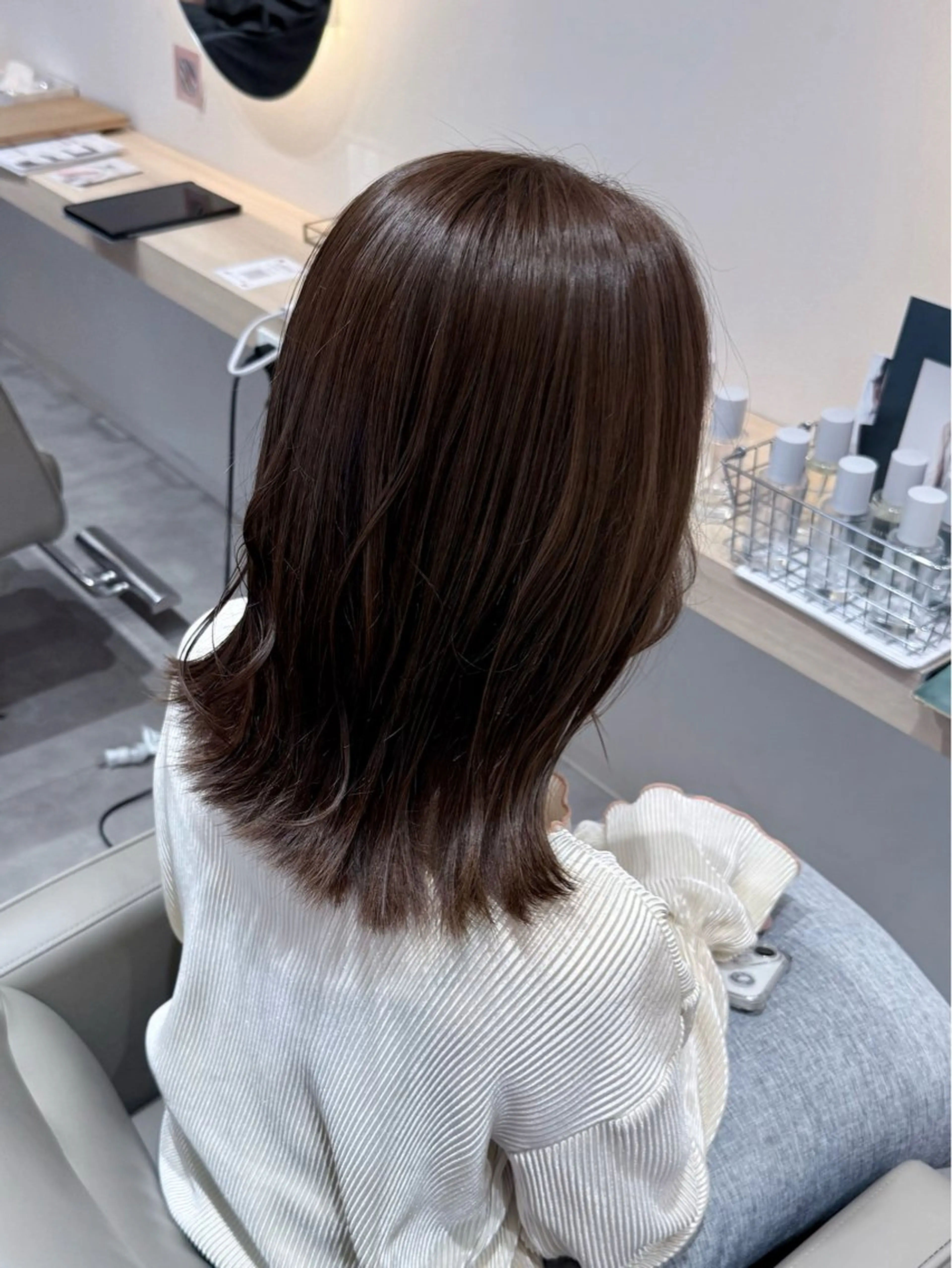 ミディアム ヘアカラー 🩵透明感カラー🩵 TOMOのヘアスタイル