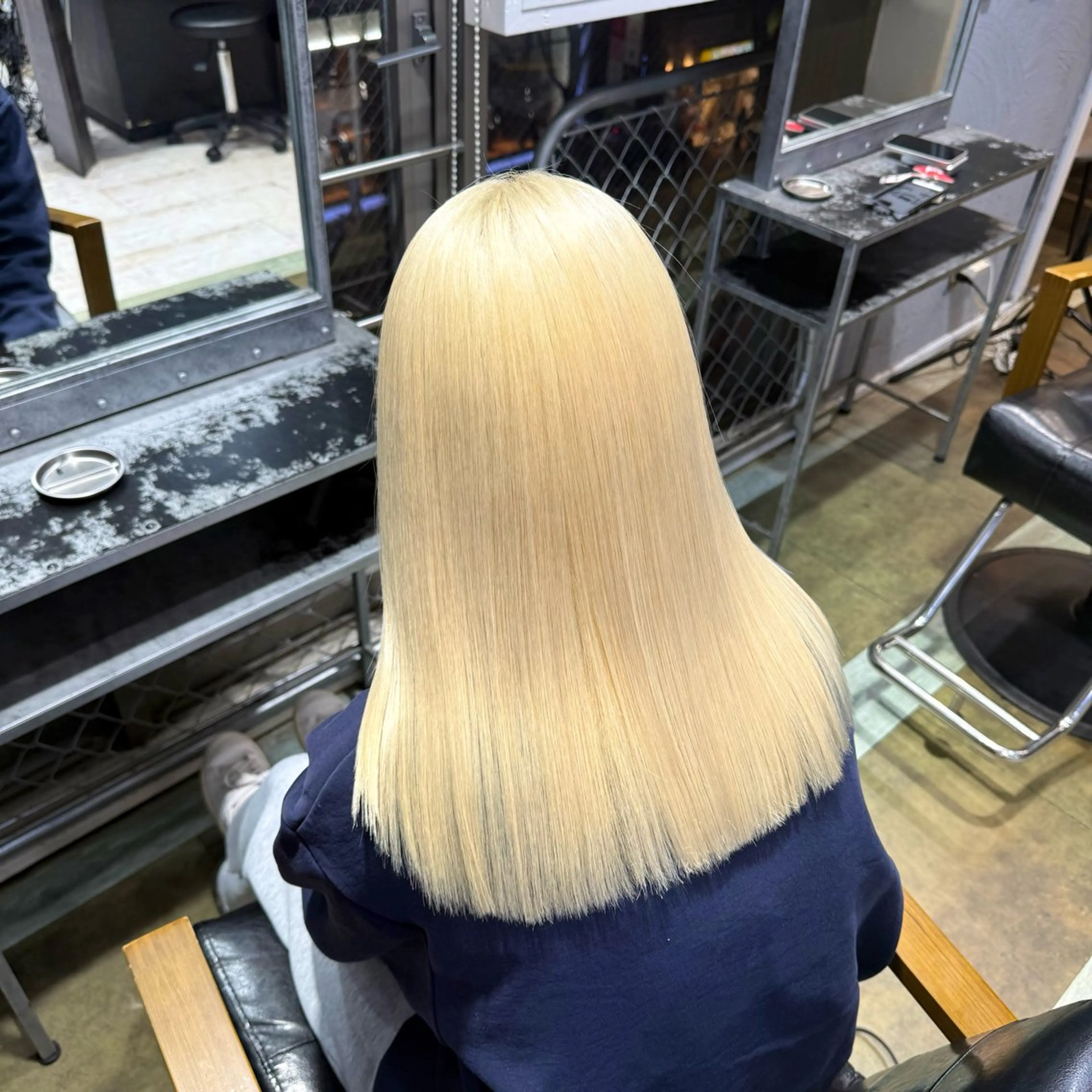 ロング カラー ベージュカラー ブリーチ ブロンド デザインカラー グレージュ ヘアカラー トリートメント 天神/ケアブリーチ/ 髪質改善/上質艶髪のヘアスタイル