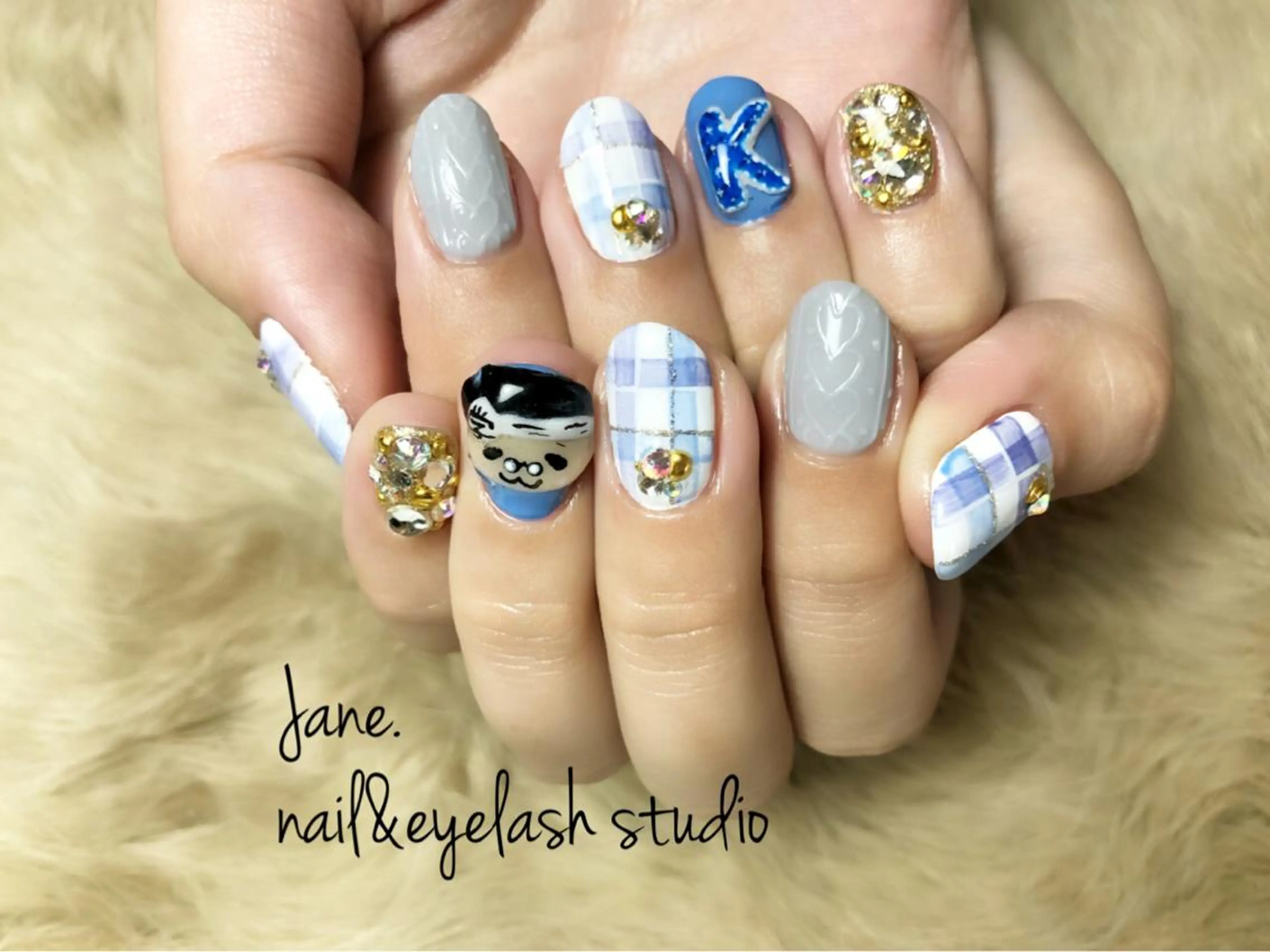 ネイル Yakko pas á pasのネイルデザイン