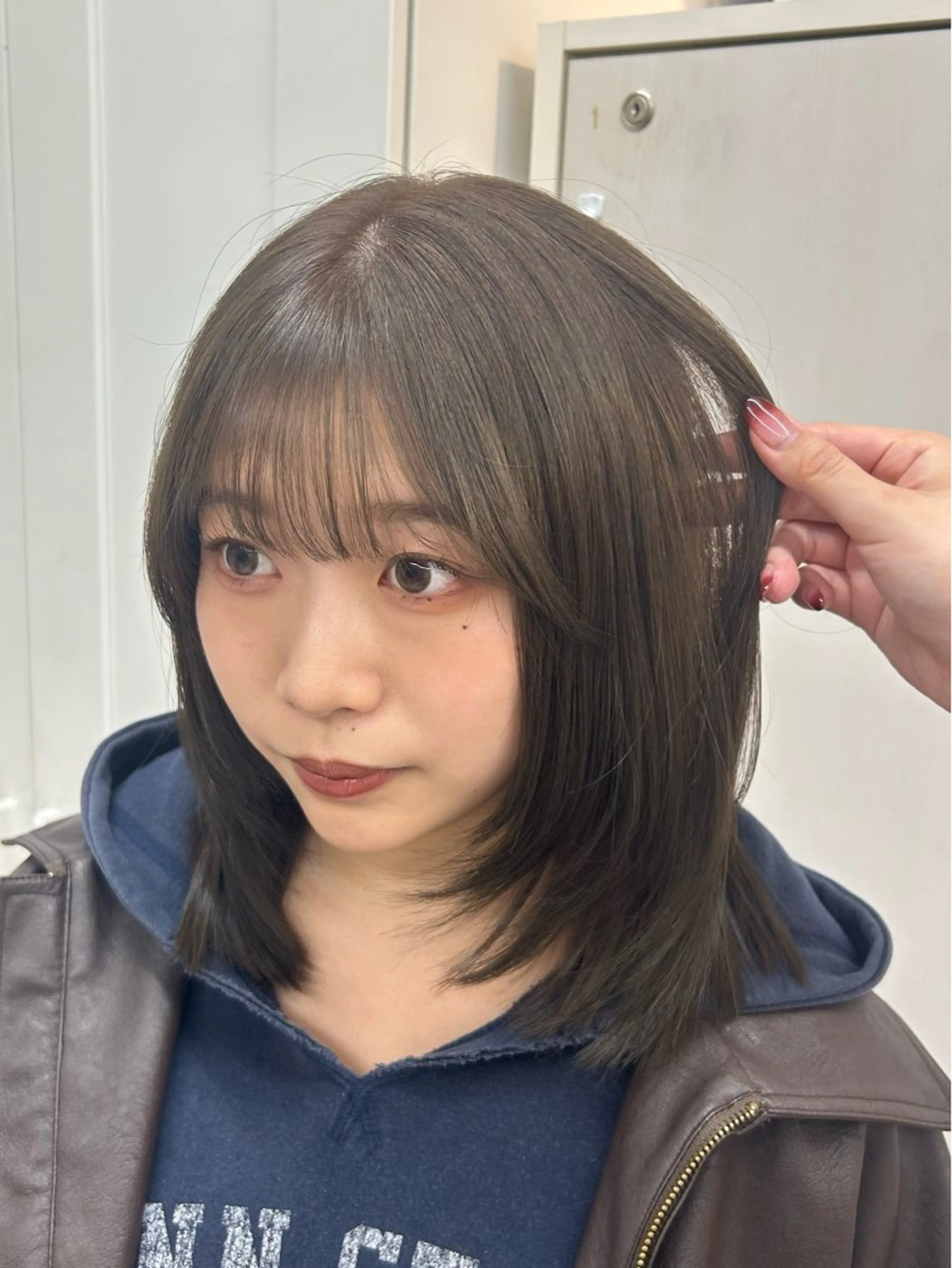 ミディアム ヘアカラー トリートメント LOE Yuuka/42🩵のヘアスタイル