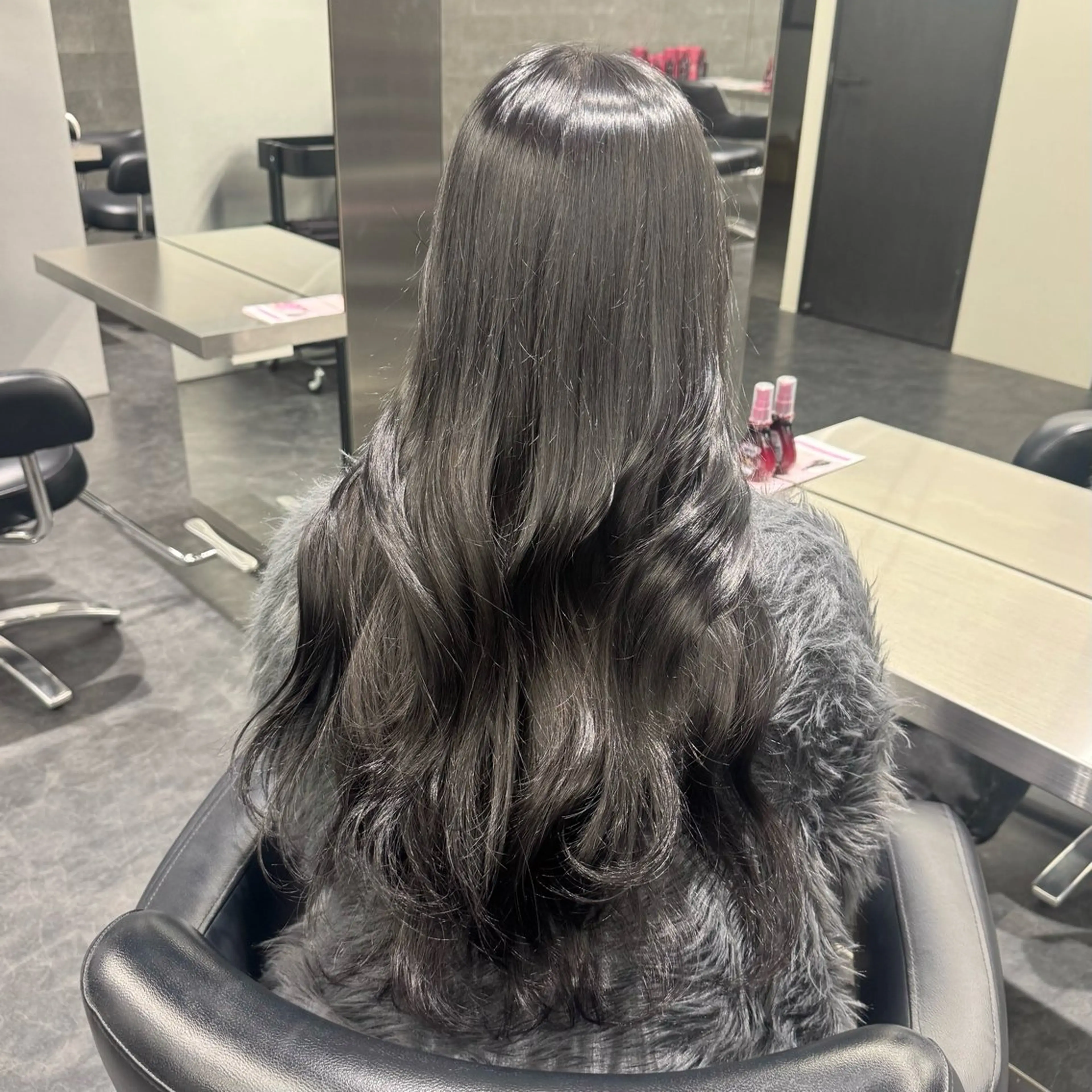 カラー 透明感カラー ヘアカラー 艶カラー🤍/ 韓国ヘア🎀めいのヘアスタイル