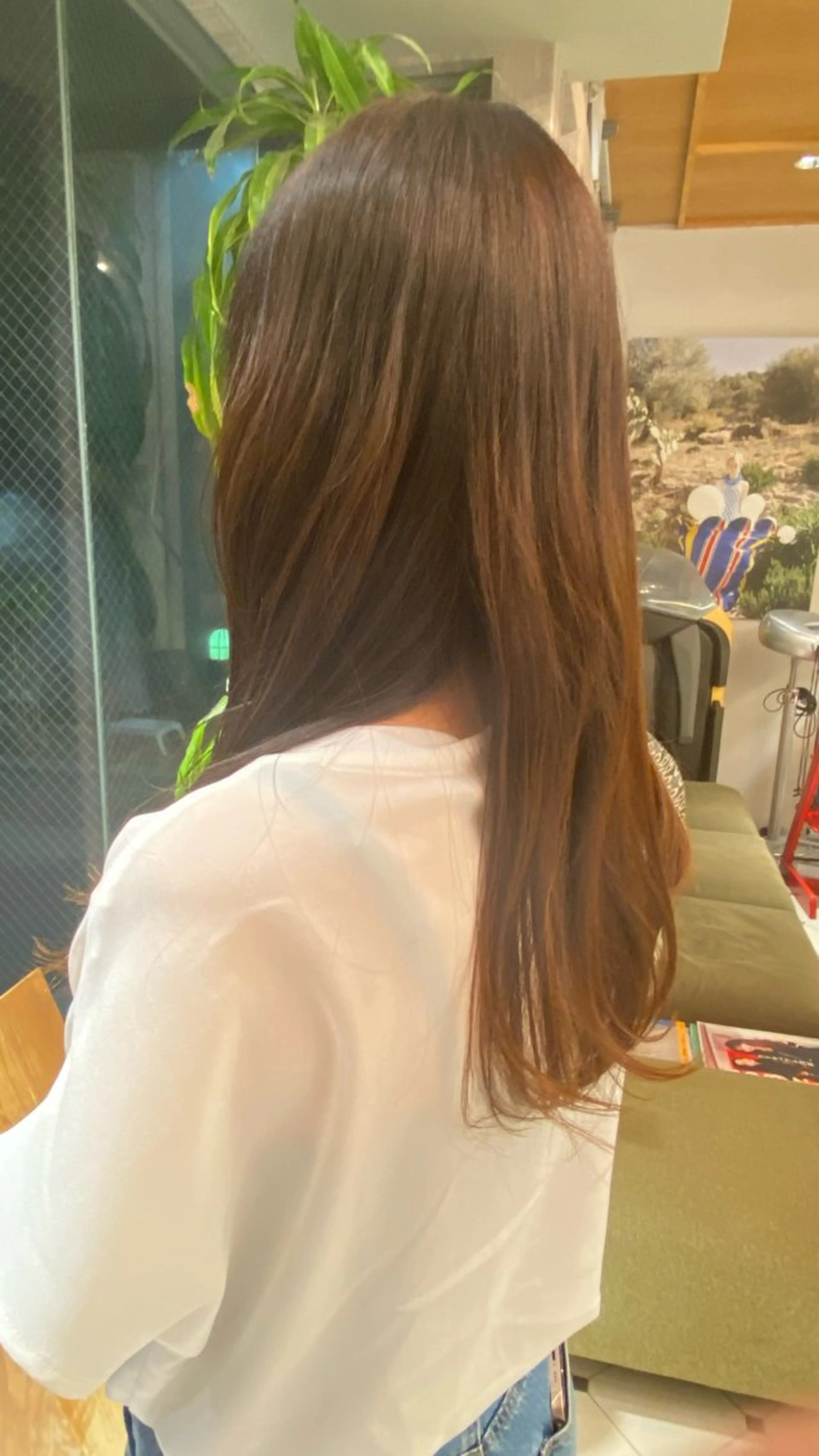 ロング カラー ヘアカラー 谷 花音のヘアスタイル