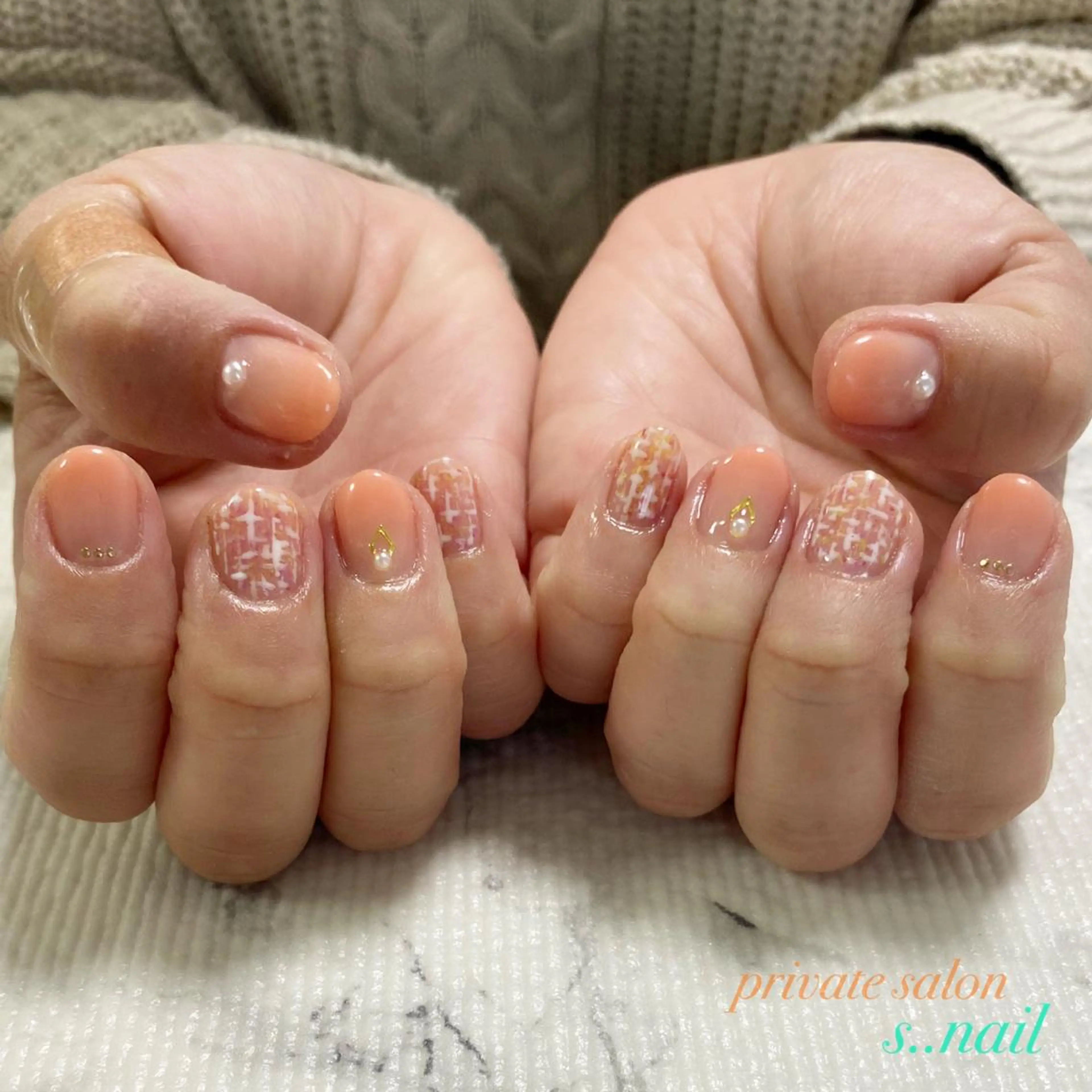 ネイル オレンジ ツイードネイル ハンドネイル フットネイル s..nail / MORITAのネイルデザイン