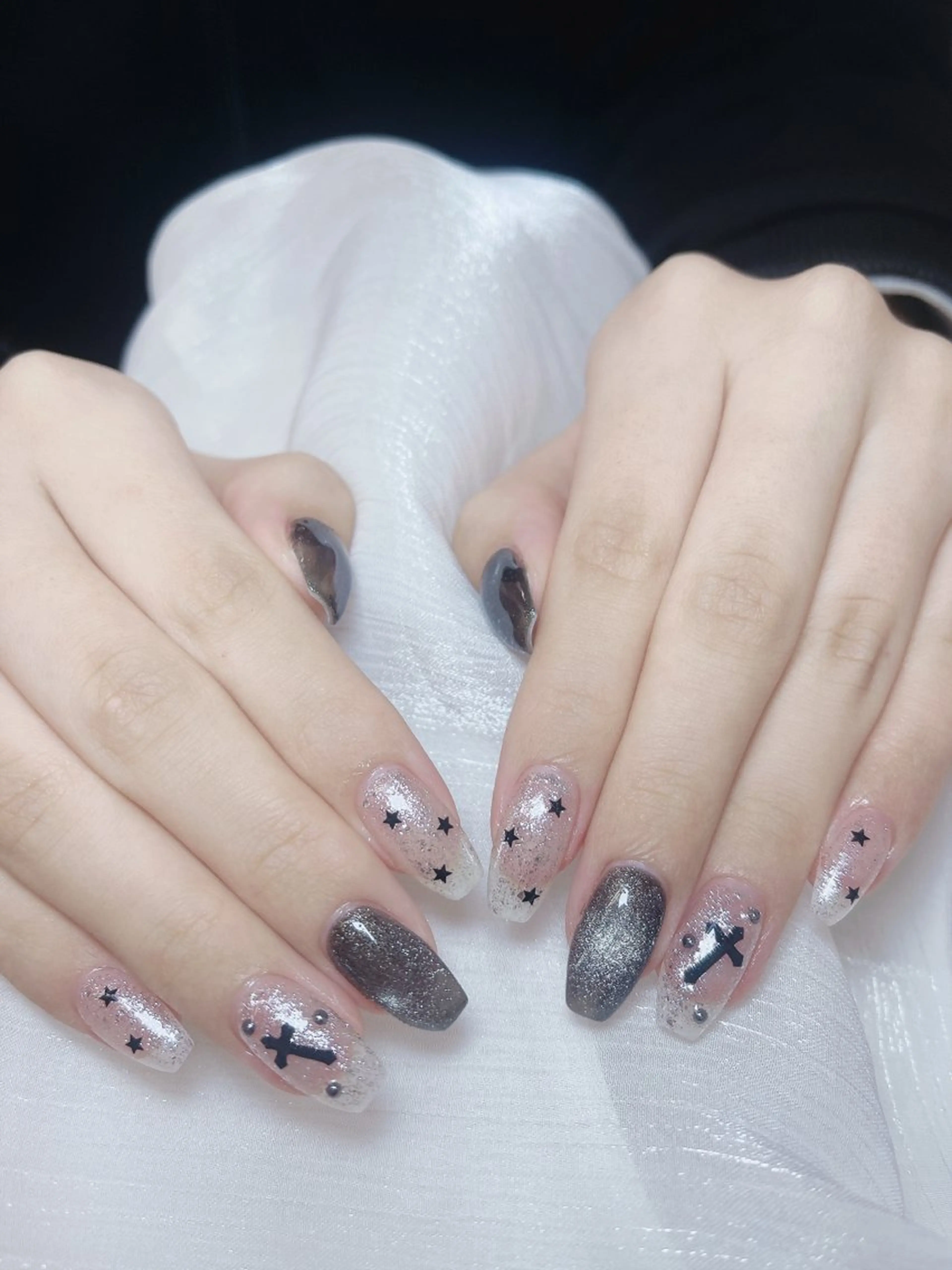 ネイル チークネイル フレンチネイル グラデーション キラキラネイル 韓国ネイル ハンドネイル DUO MI nail salonのネイルデザイン
