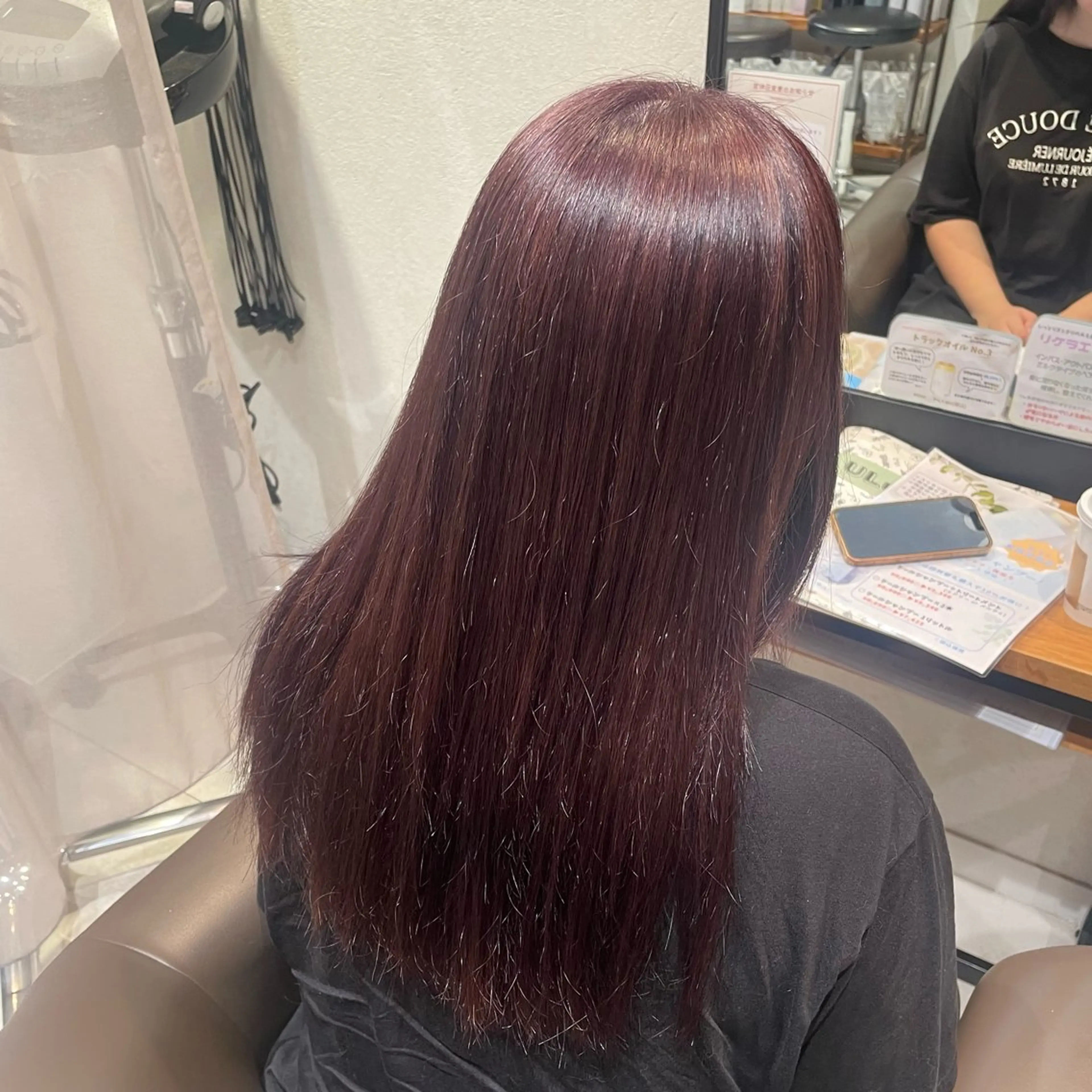 ロング ピンクラベンダー ハルカ/暖色カラー/ ダブルカラーのヘアスタイル