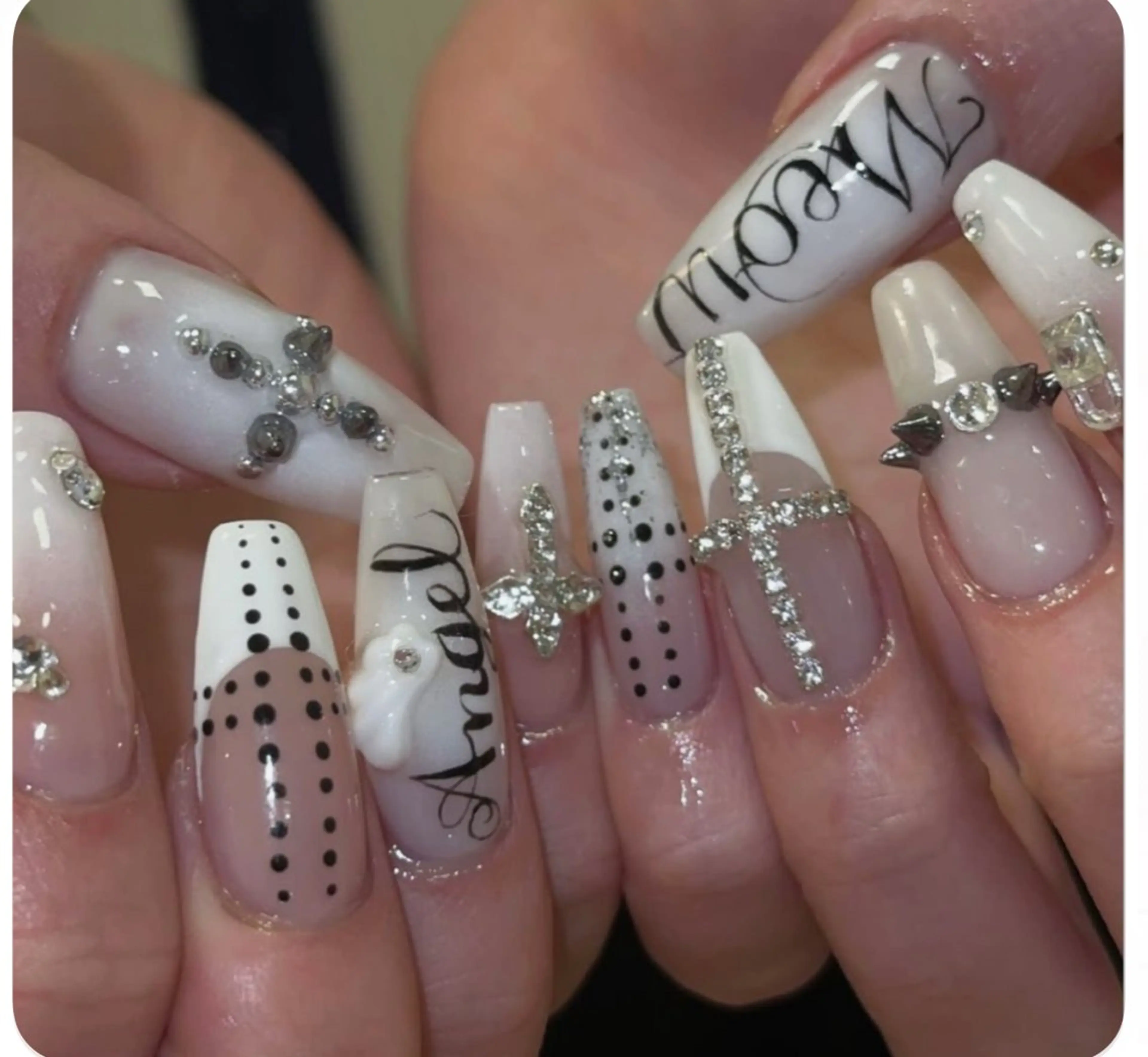 ネイル フレンチネイル グラデーション 韓国ネイル シンプルネイル ワンホンネイル ハンドネイル CoMo Nailのネイルデザイン