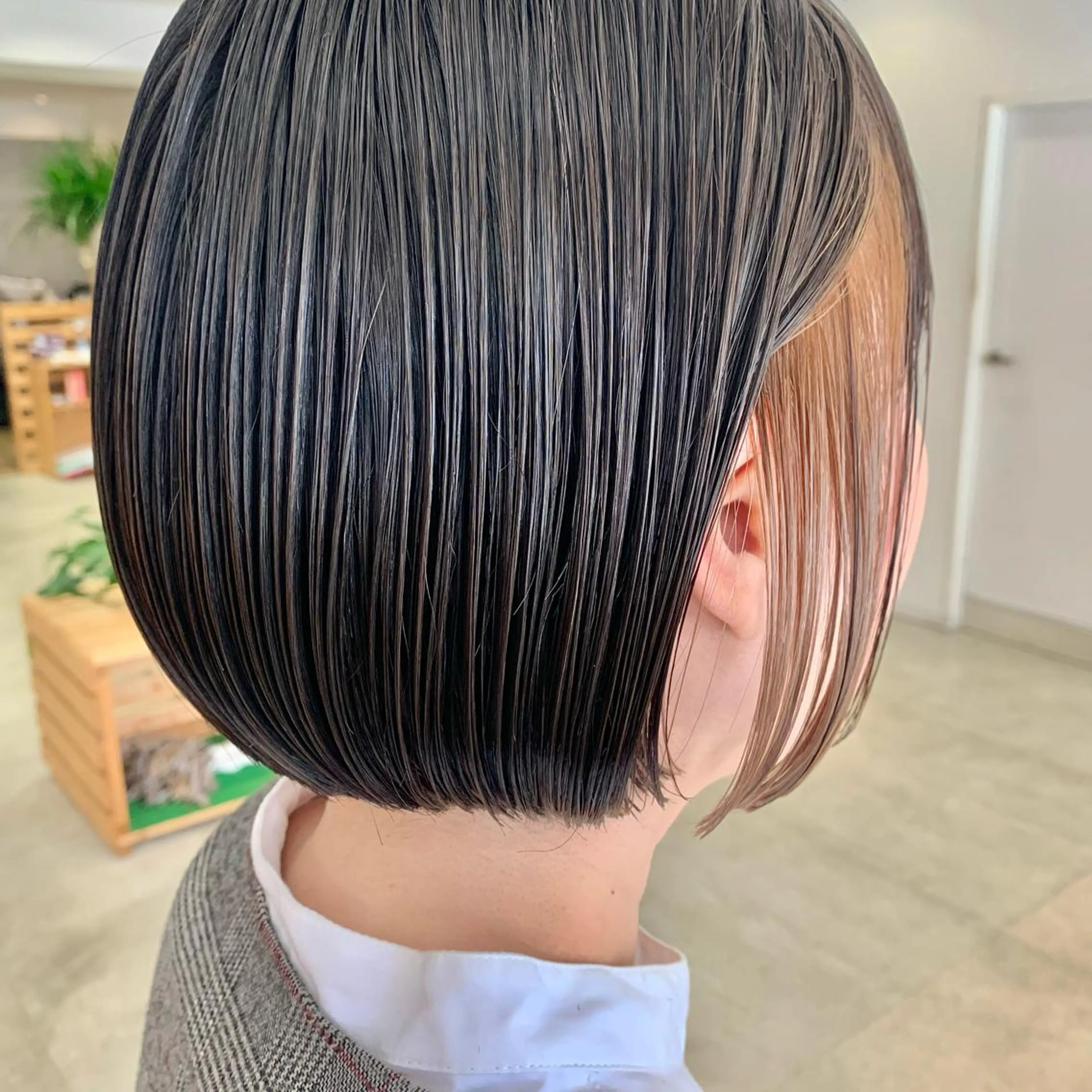 ショート hoNua. 栄/透明感カラーのヘアスタイル