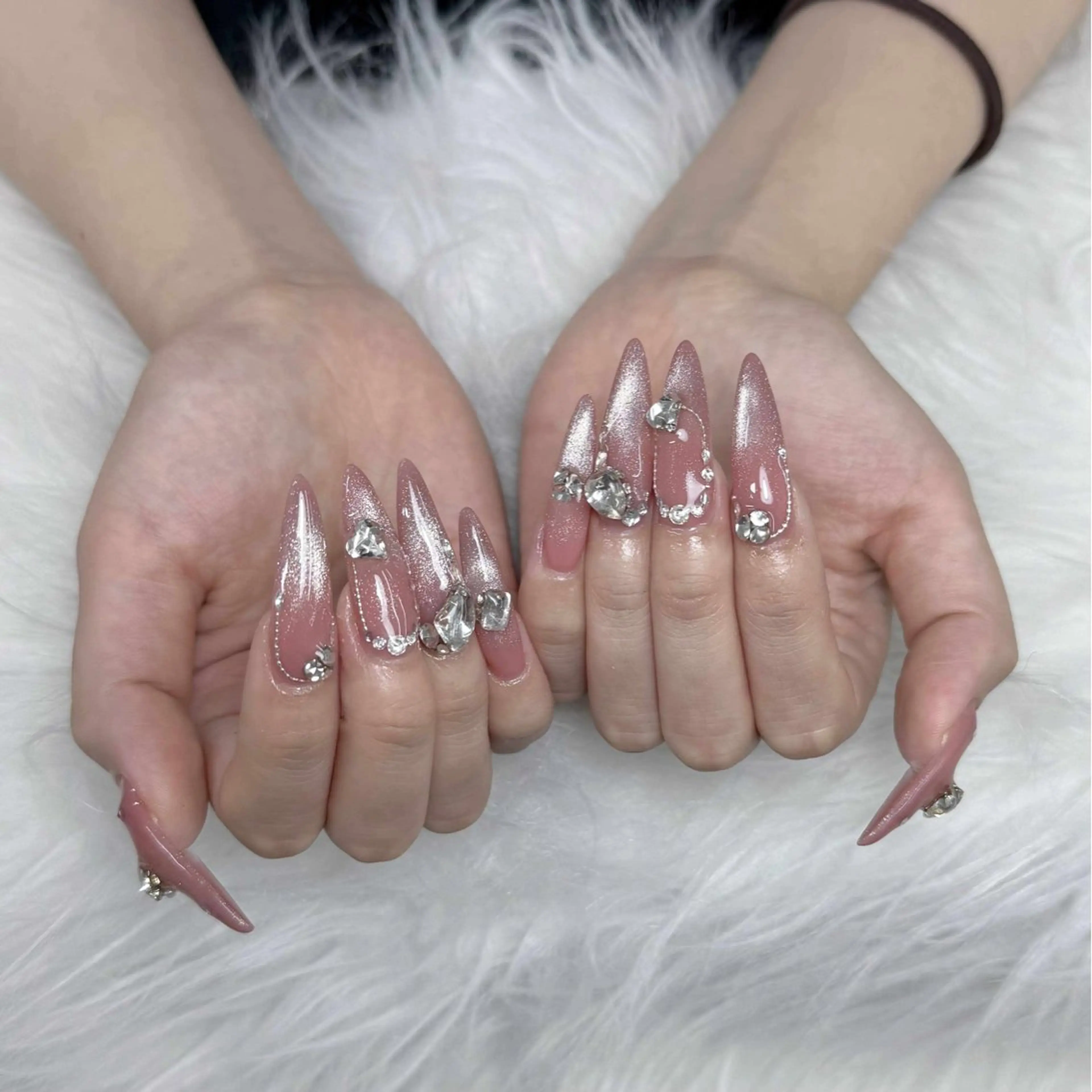 ネイル ハンドネイル ハンドケア Nova Nail Nambaのネイルデザイン