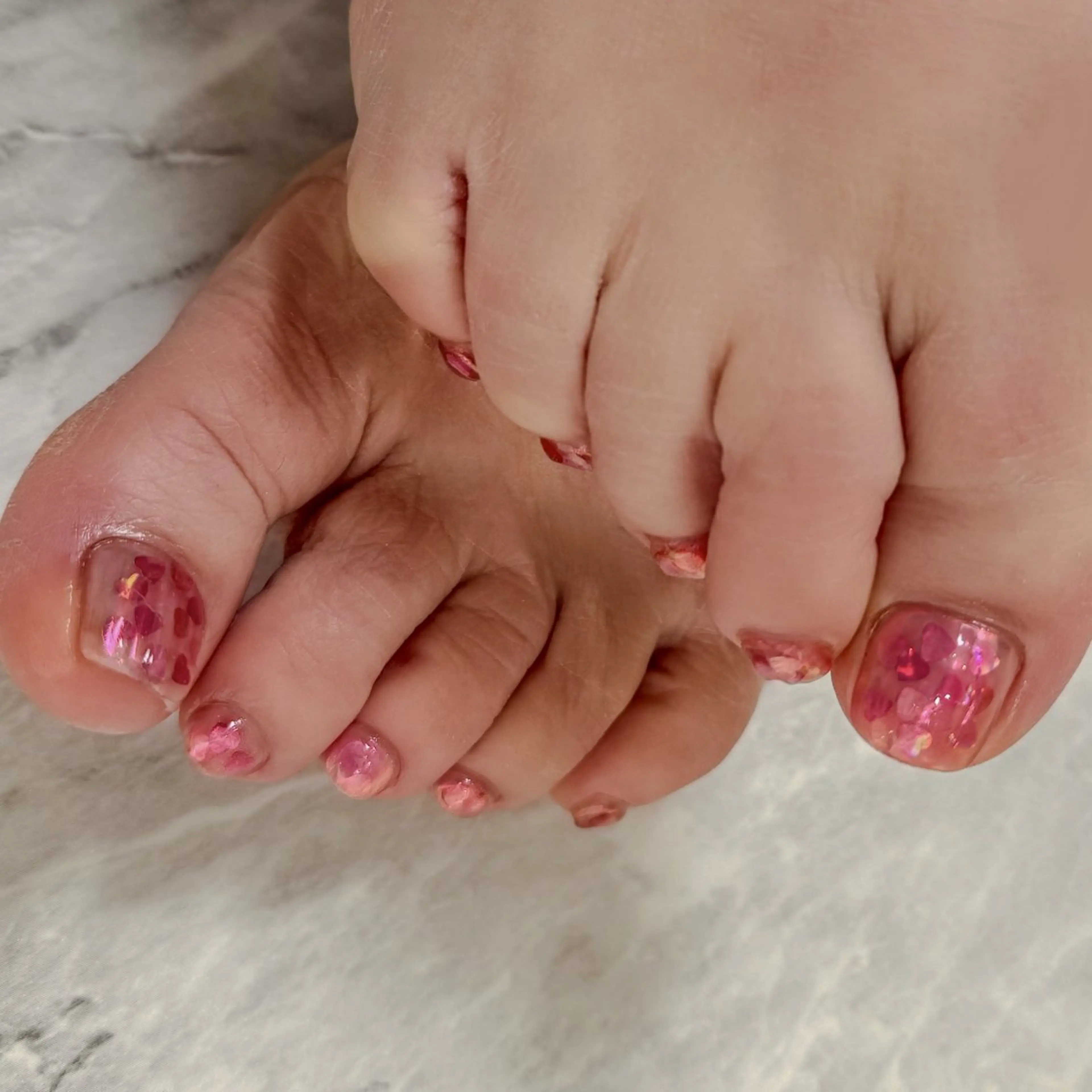 ネイル ハート フットネイル num-fi Aiのネイルデザイン