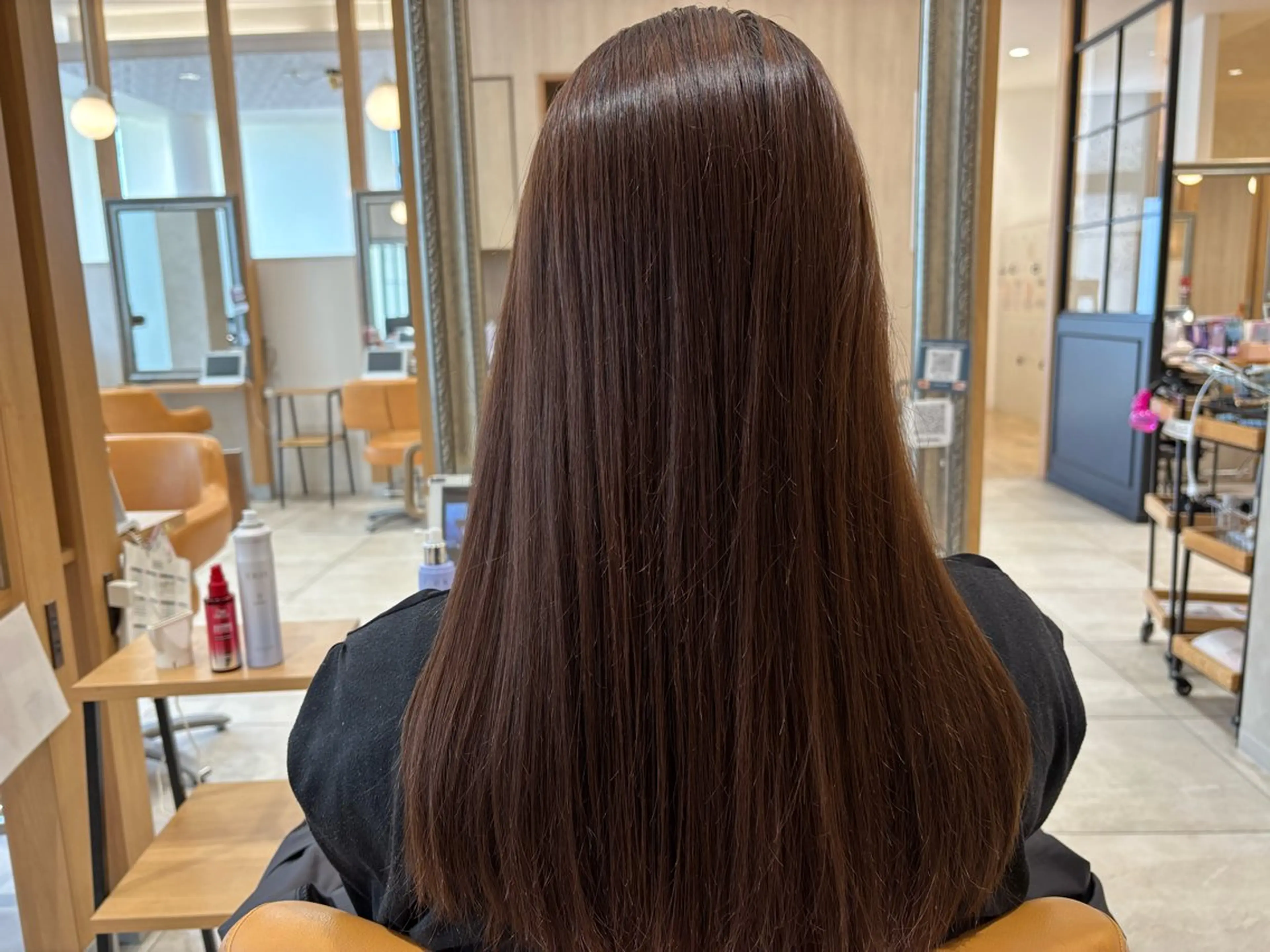 ロング カラー かわにし ゆきのヘアスタイル
