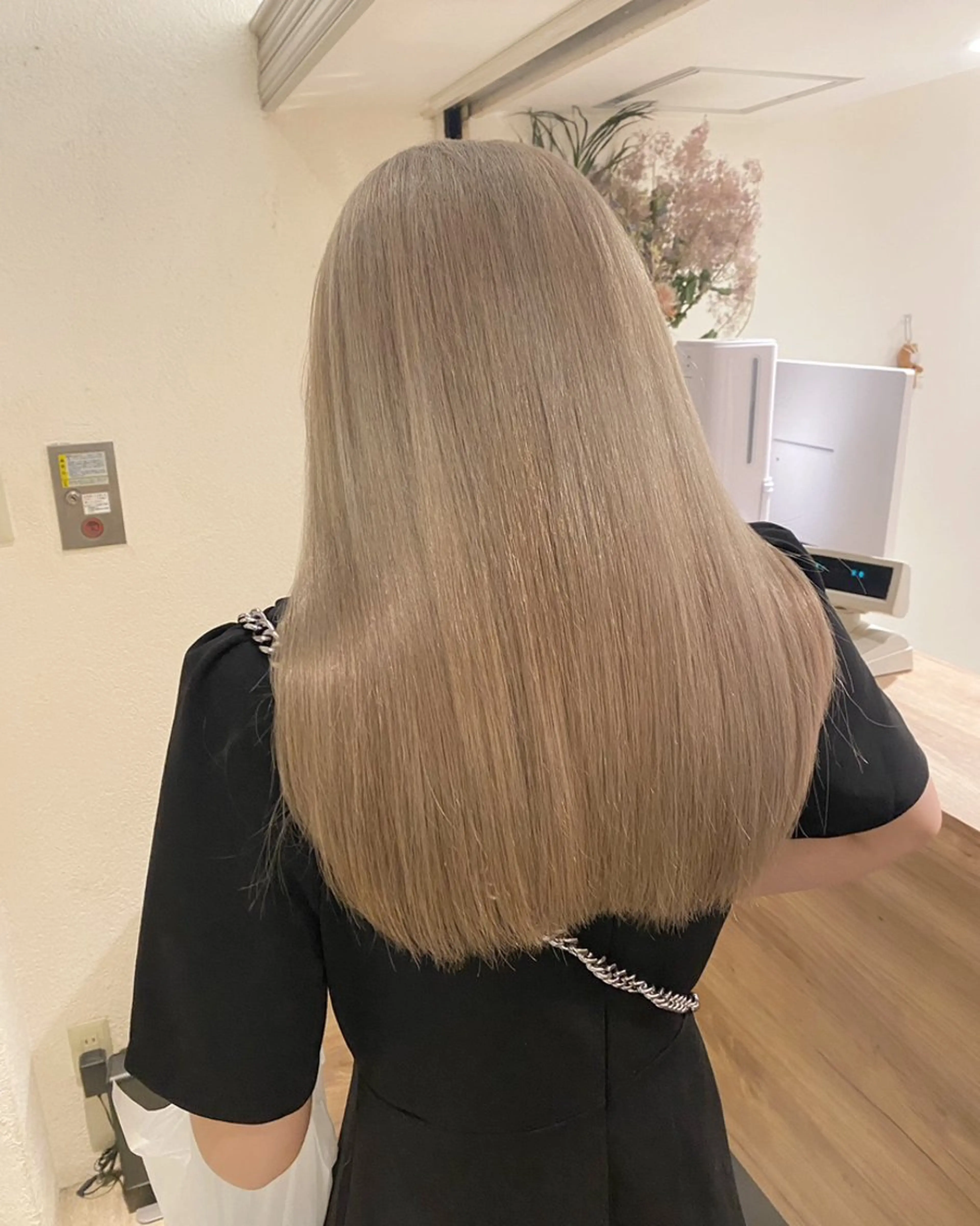 ロング ナチュラル/艶髪 /牧野 佑菜のヘアスタイル