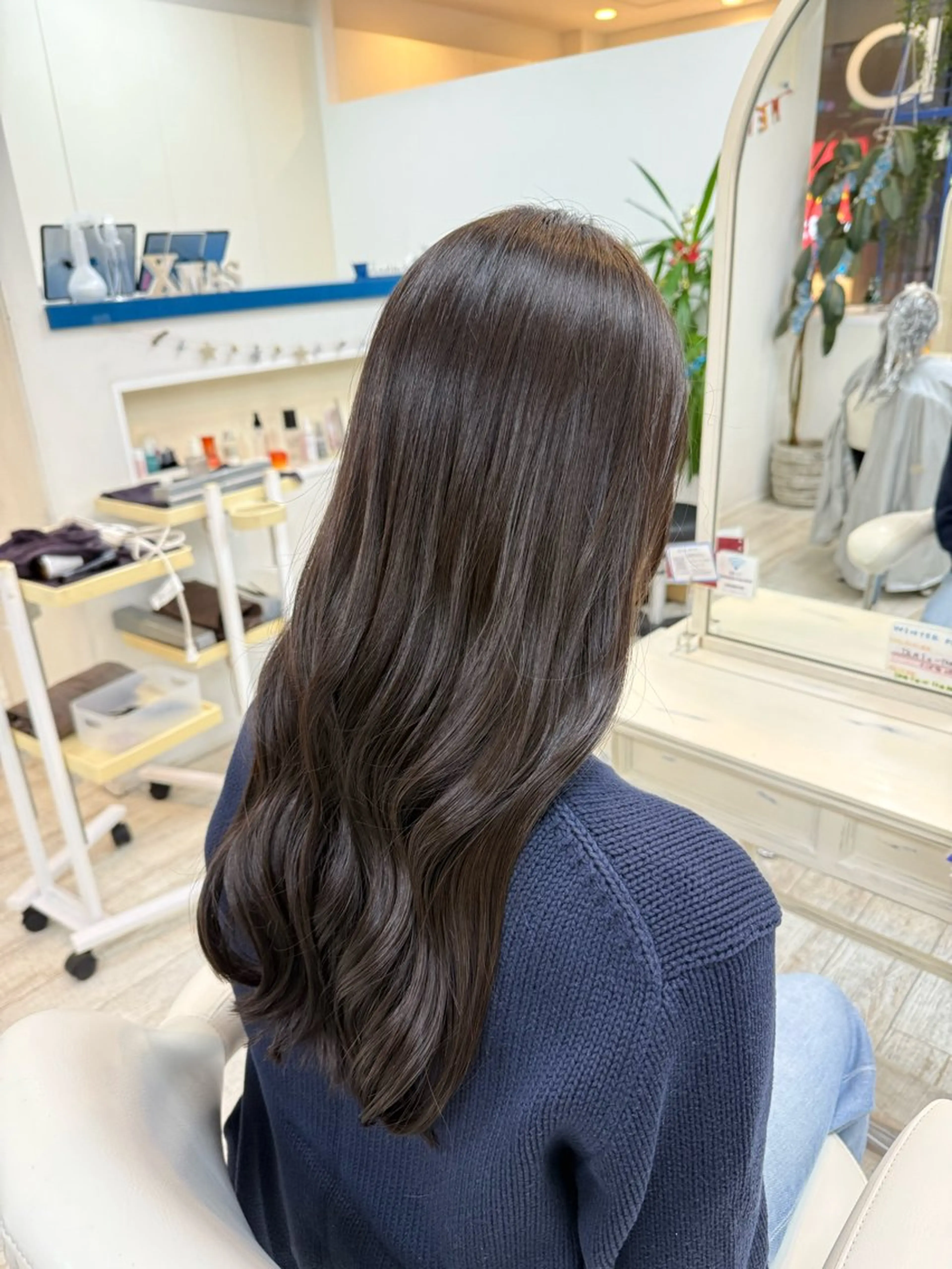 ロング カット ヘアカラー 新籾 尚哉のヘアスタイル
