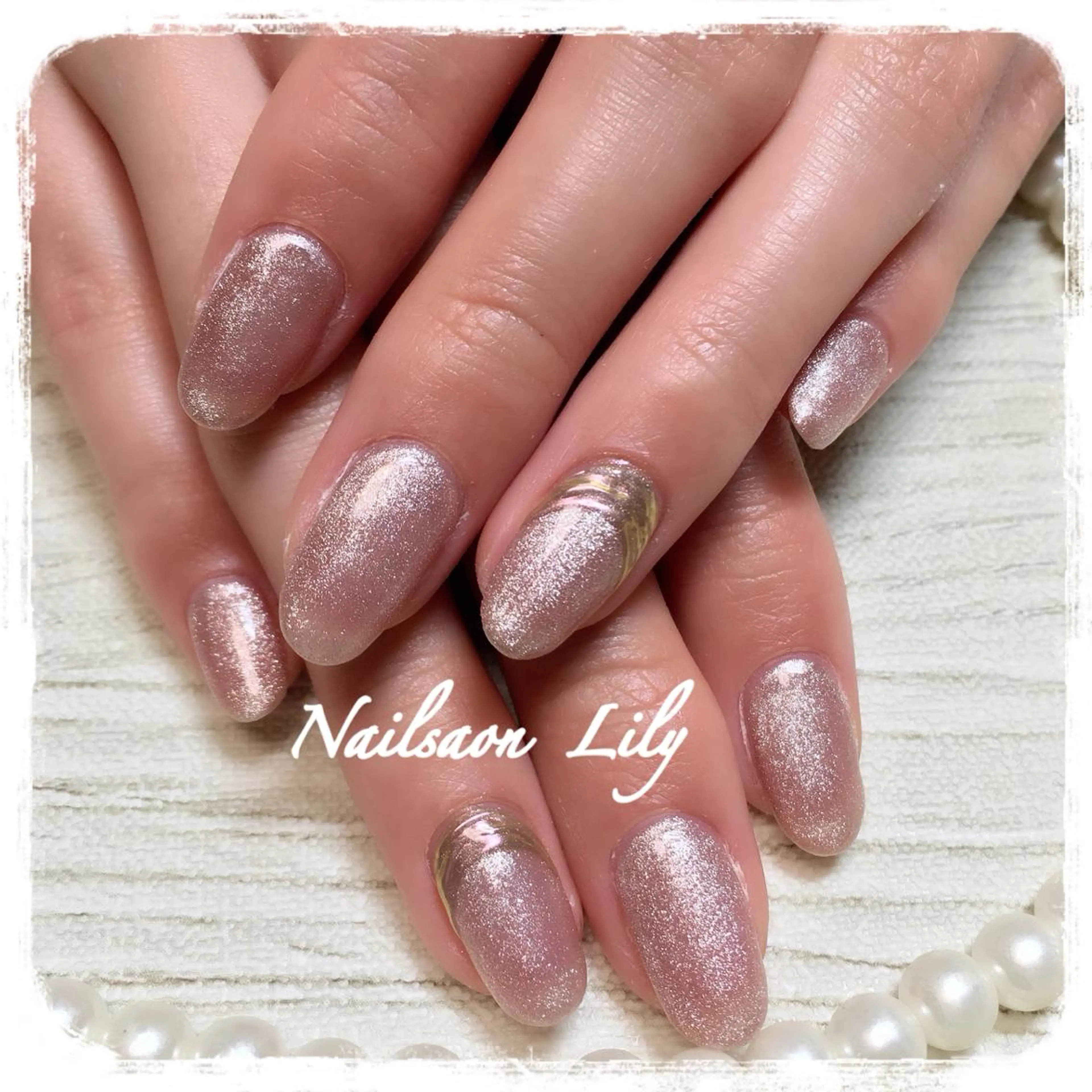 ネイル マグネットネイル ハンドネイル Lily*nail 🌻Mii🌻のネイルデザイン