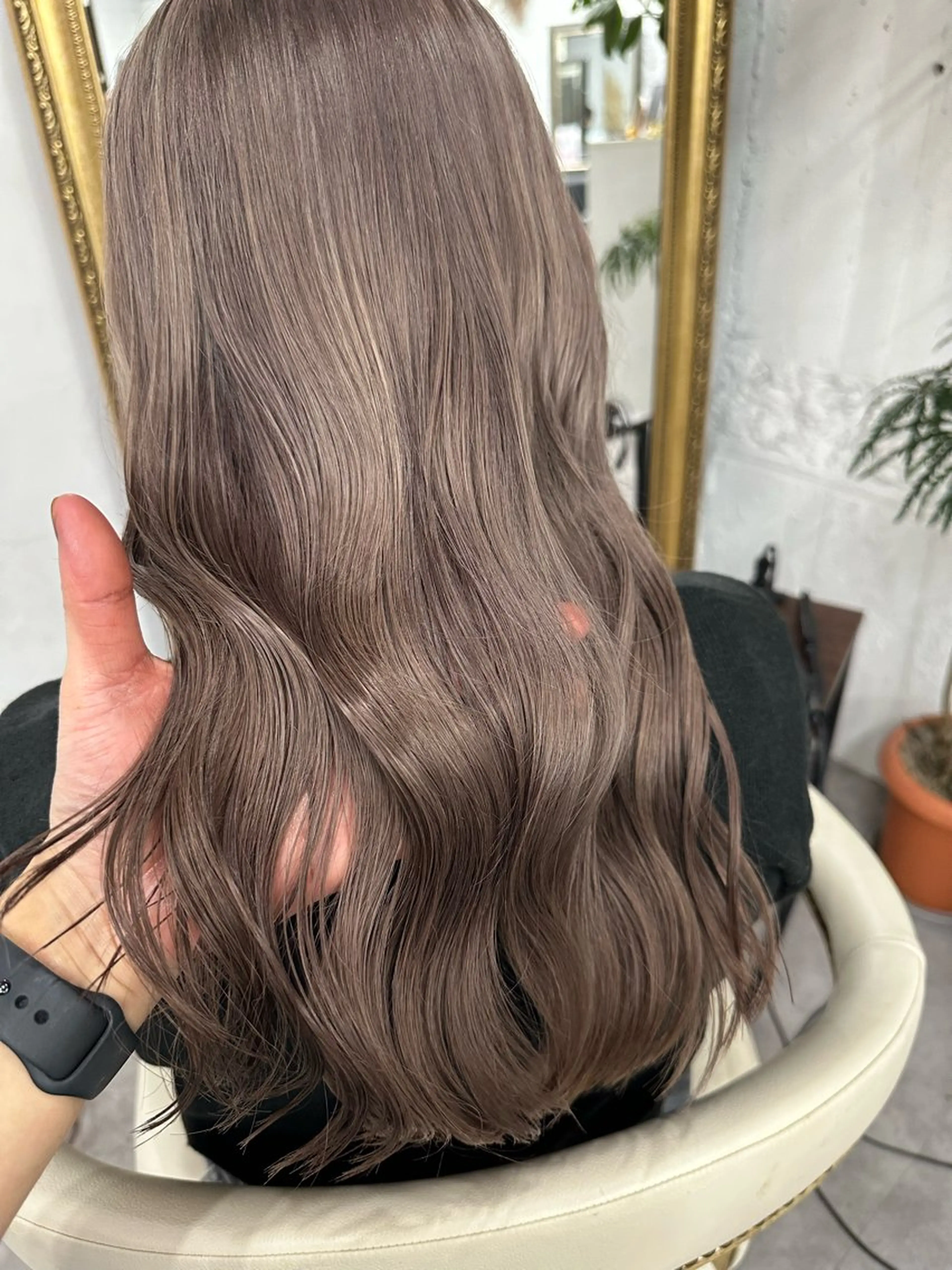 ロング カラー ヘアアレンジ ヘアカラー トリートメント 久米 治仁のヘアスタイル