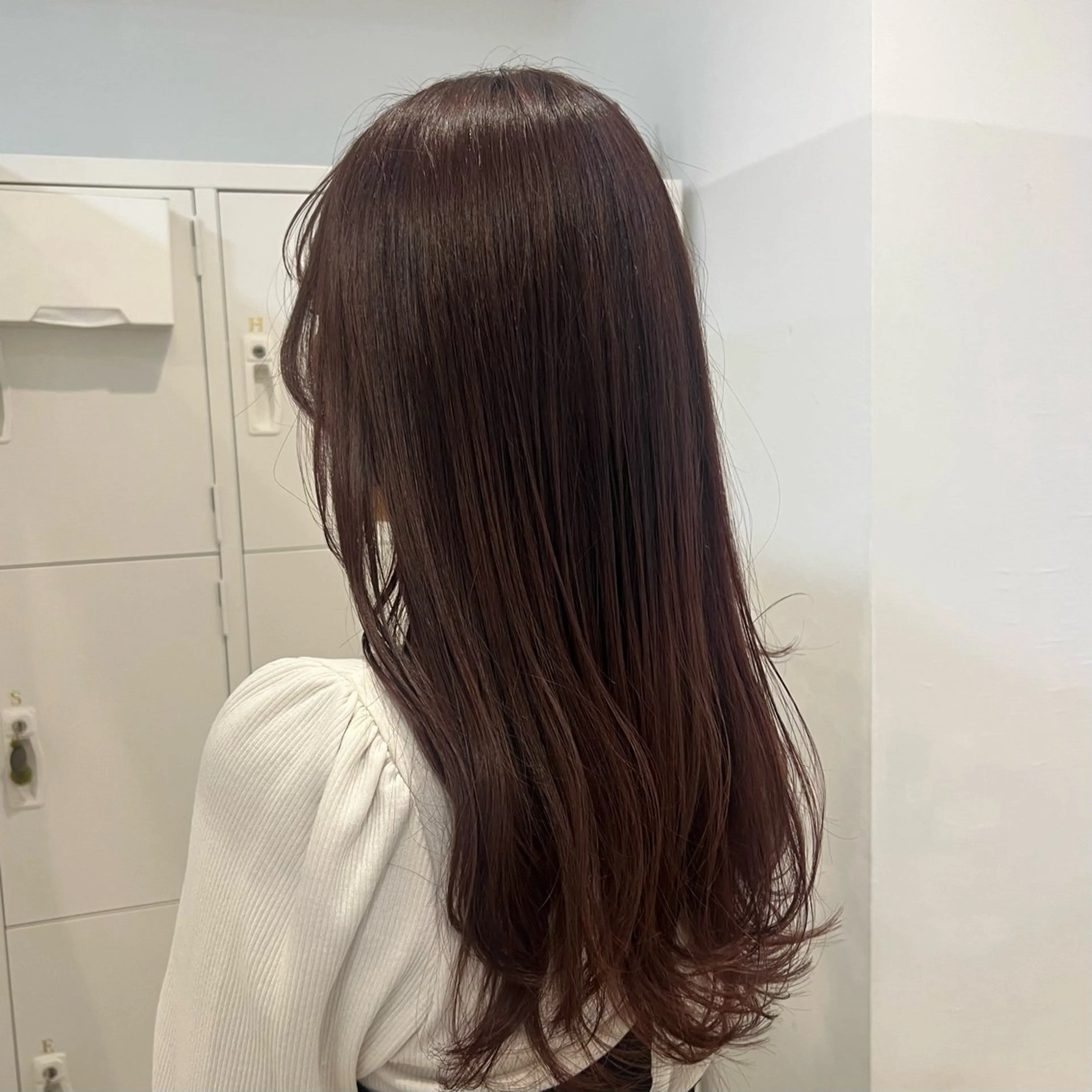 ロング カラー ブラウンカラー ピンクカラー レイヤーカット ロング カット ヘアカラー 透明感カラー、 アレンジ/miyuのヘアスタイル