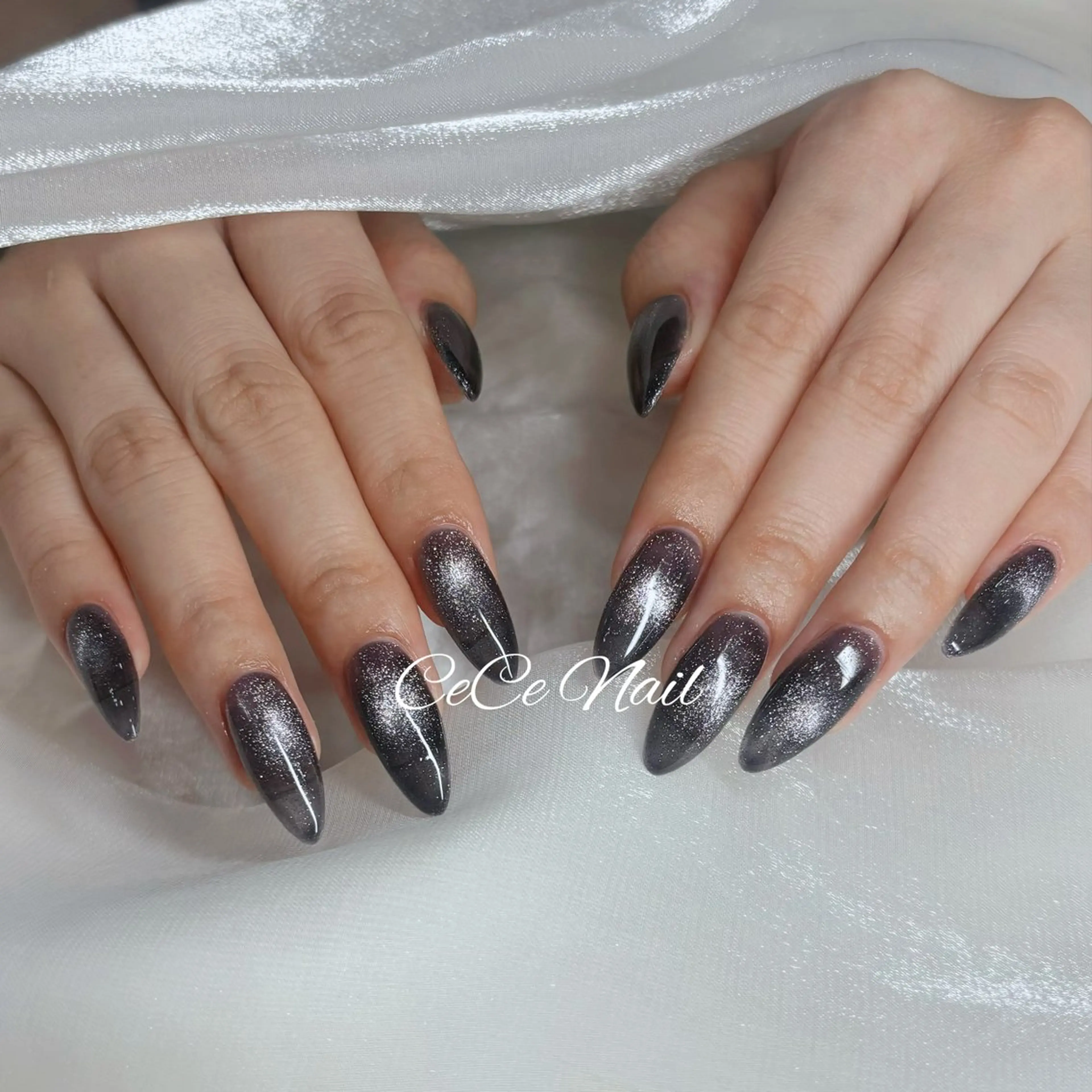 ネイル CeCeGarden ✨️キラキラワンホンのネイルデザイン