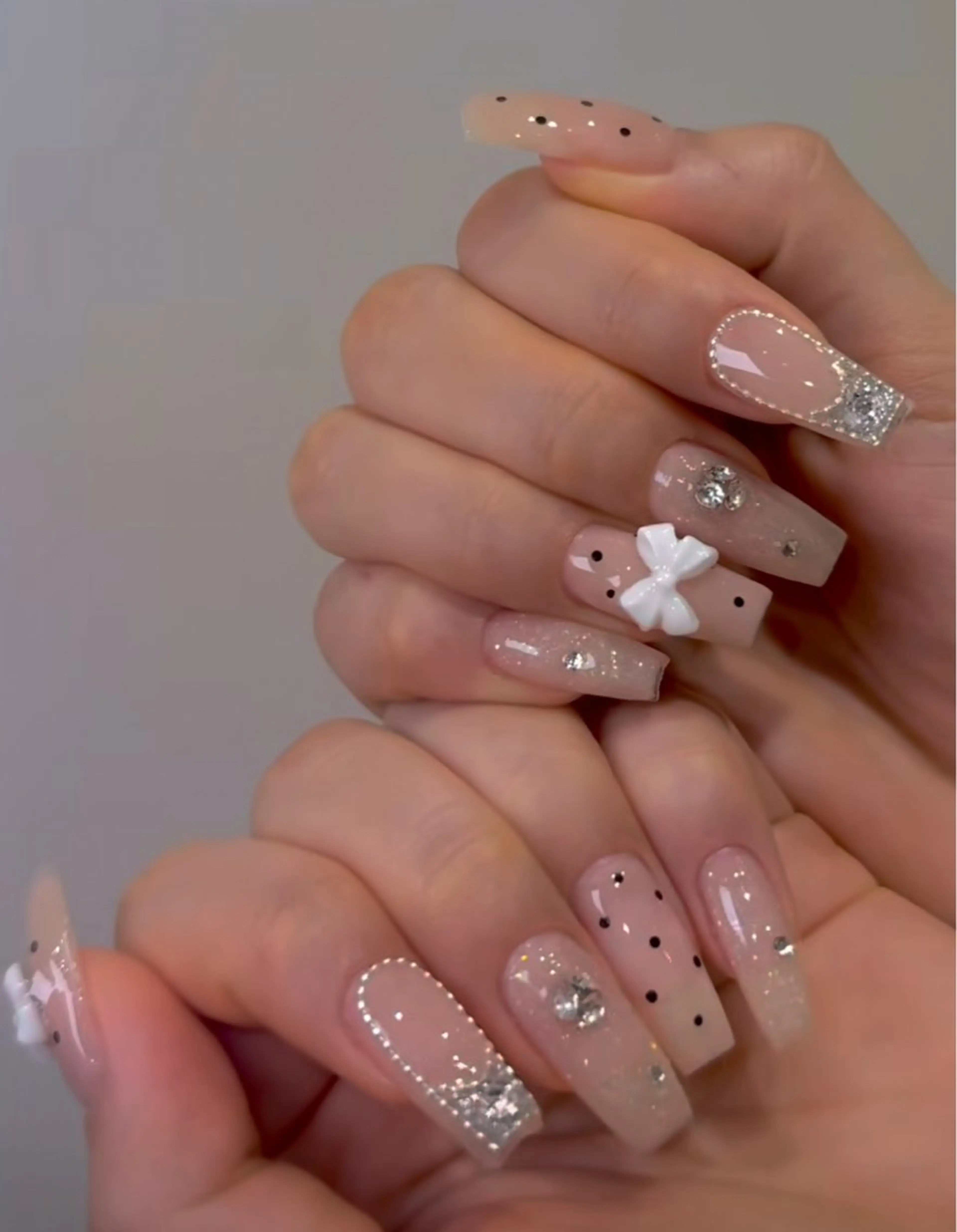 ネイル フレンチネイル ジェルネイル ガラスフレンチ ハロウィン ハート H.baby Nail Salonのネイルデザイン