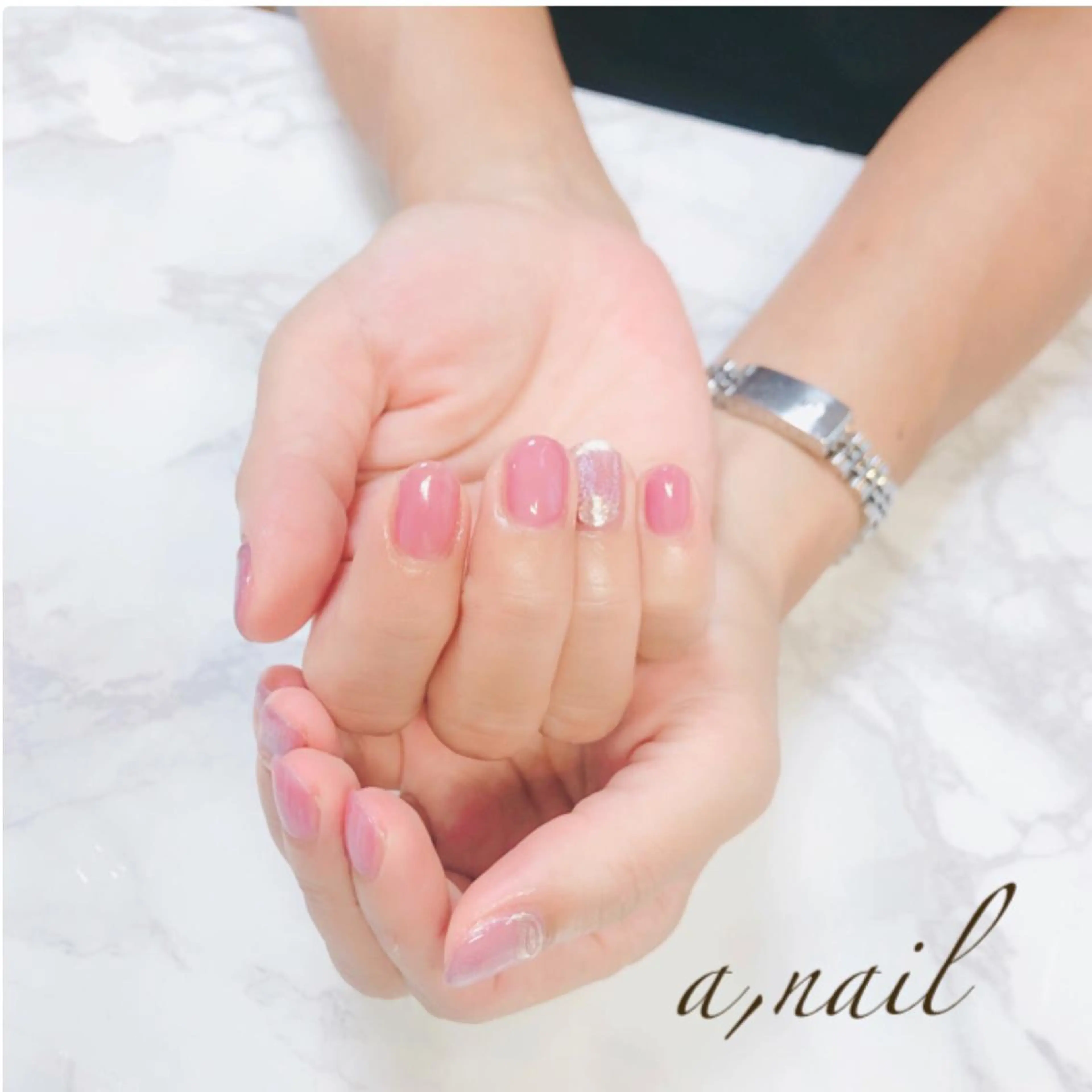 ネイル フットネイル ジェルネイル グラデーション マグネットネイル ミラーネイル ハンドネイル ネイルサロン エーネイルのネイルデザイン