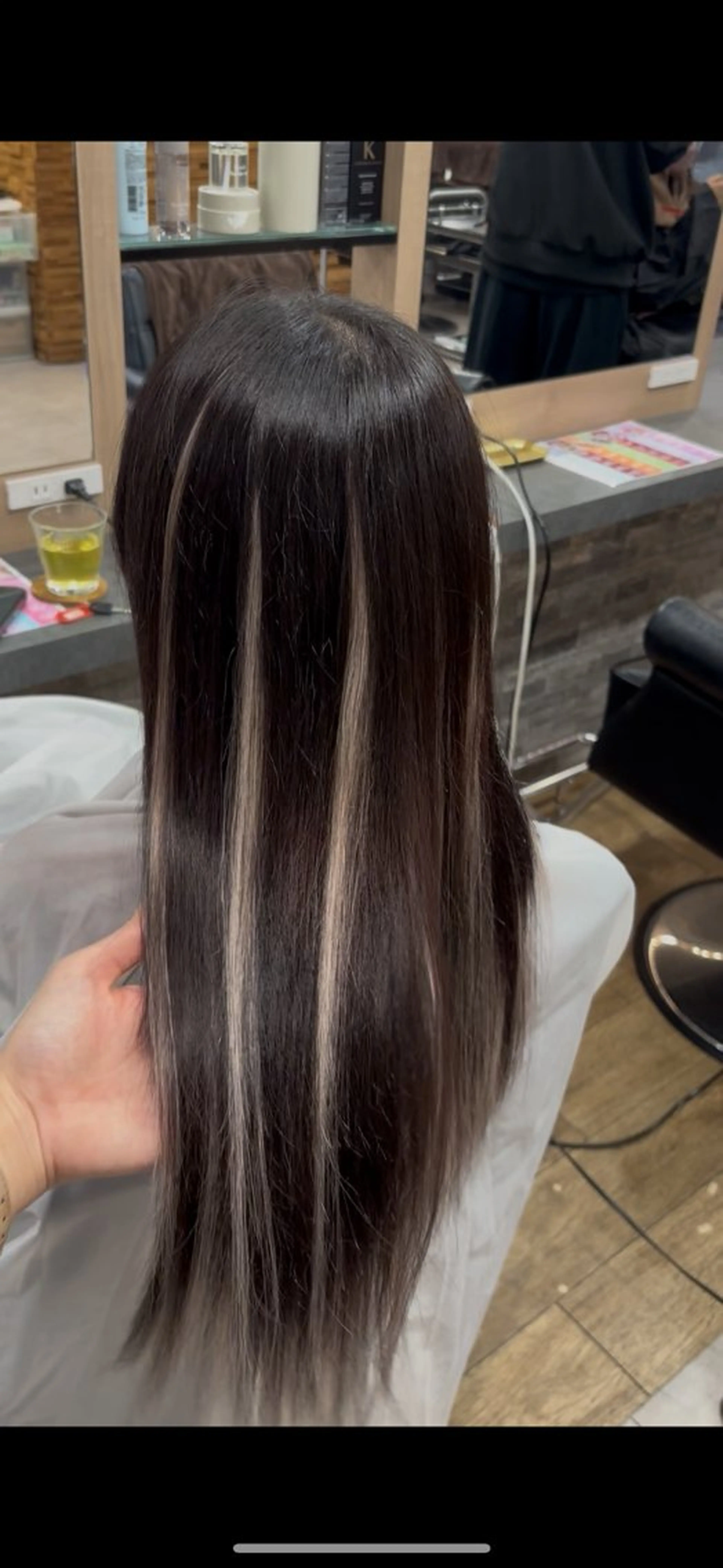 ロング カラー ブリーチ ハイライトカラー エクステ ハイライト 髪質改善 ヘアカラー エクステ 横浜/エクステ特化× 艶カラー/あいかのヘアスタイル