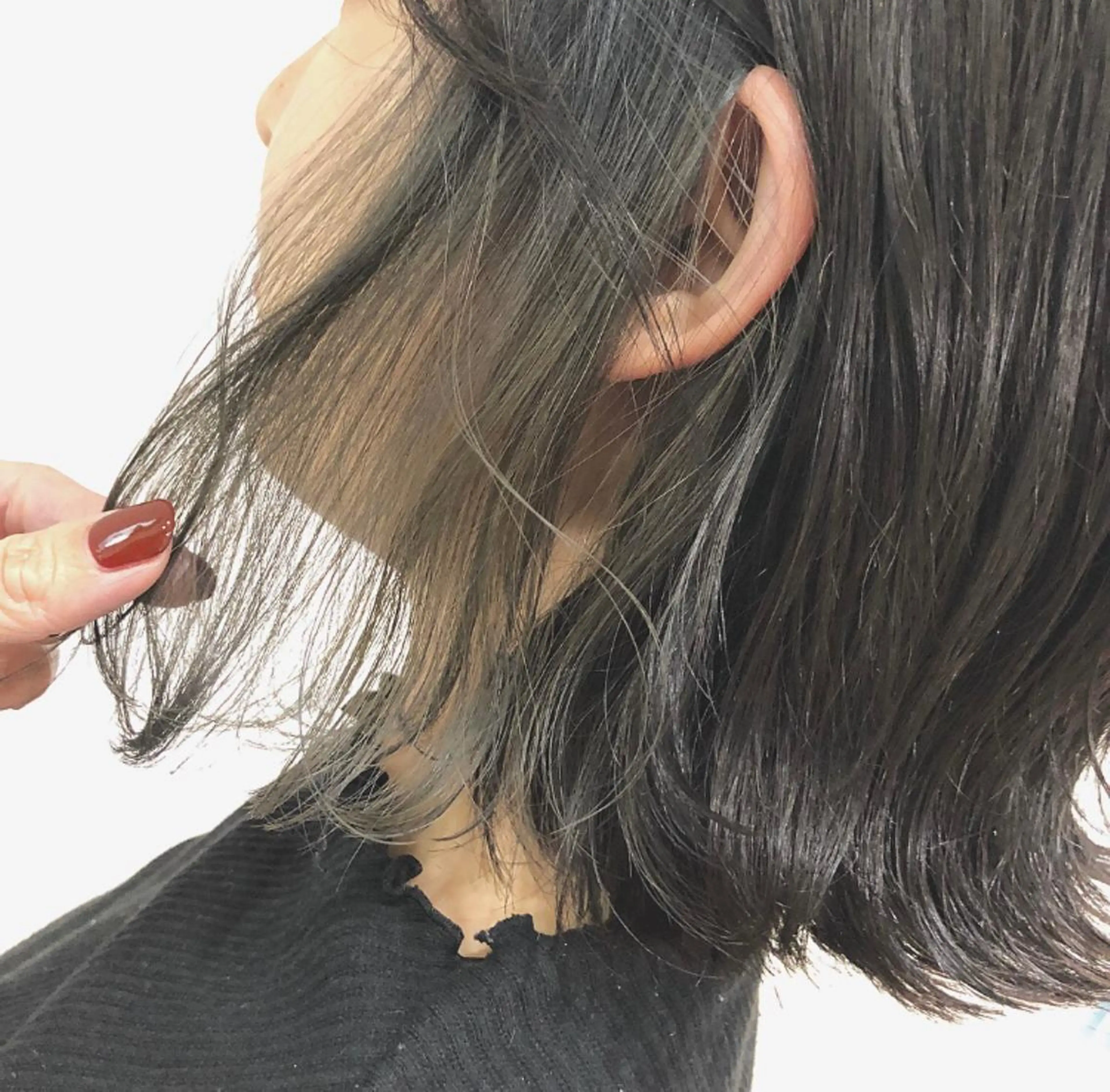 ショート カラー グレージュ インナーカラー カーキグレージュ カット ヘアカラー トリートメント scene.池袋所属・scene. haraのヘアスタイル