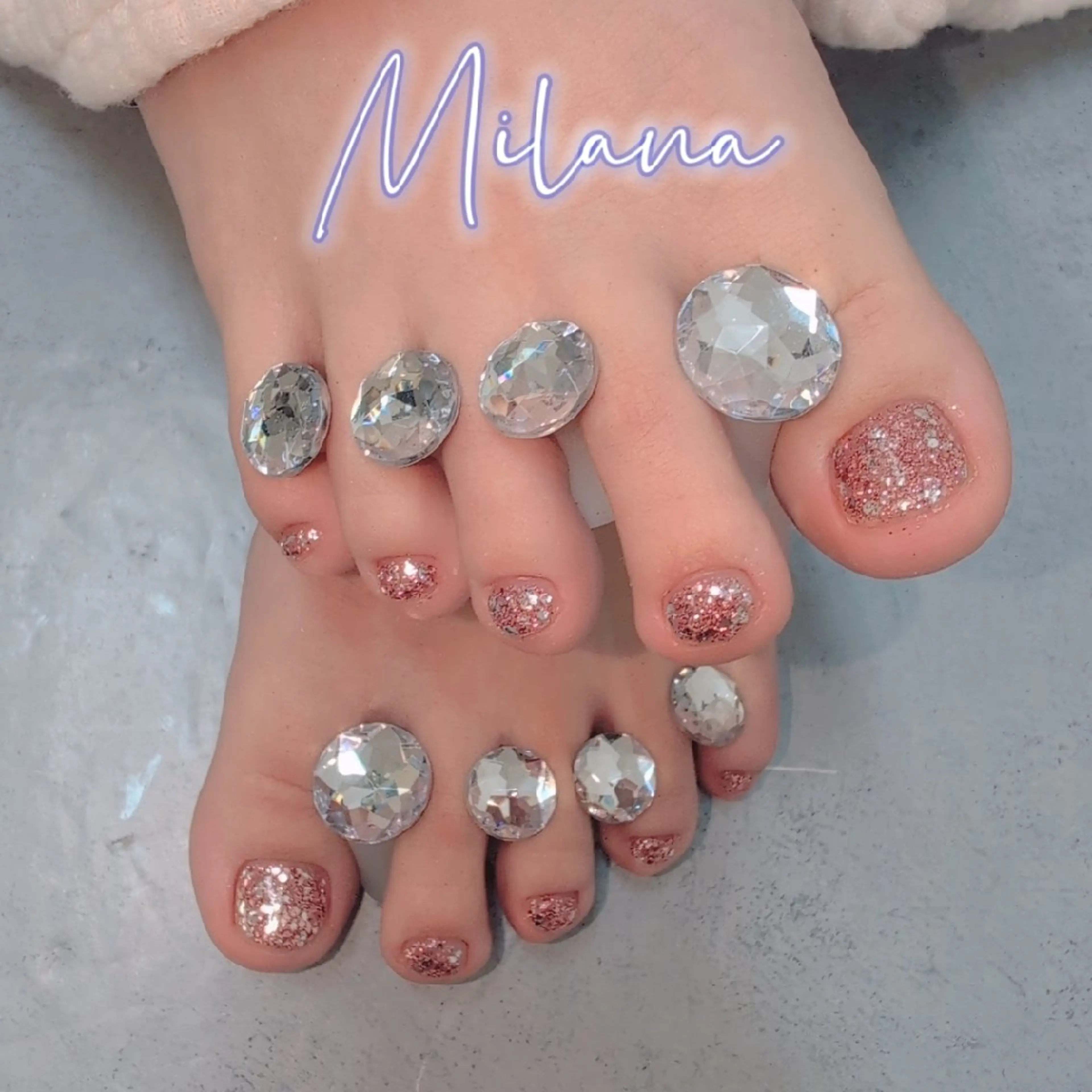 ネイル フットネイル ワンカラーネイル フットネイル Milana 川瀬のネイルデザイン