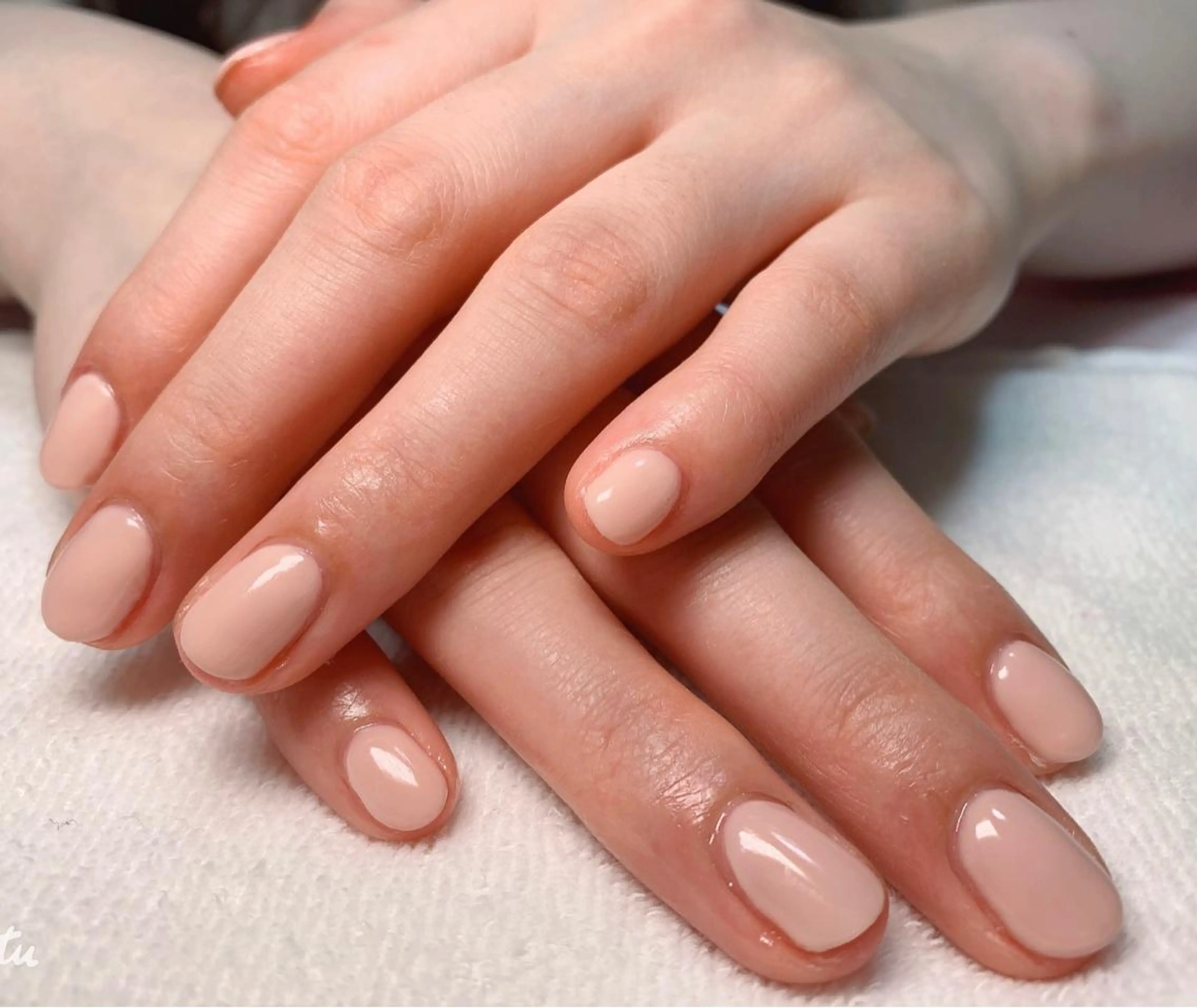 ネイル ワンカラーネイル miu miuのネイルデザイン