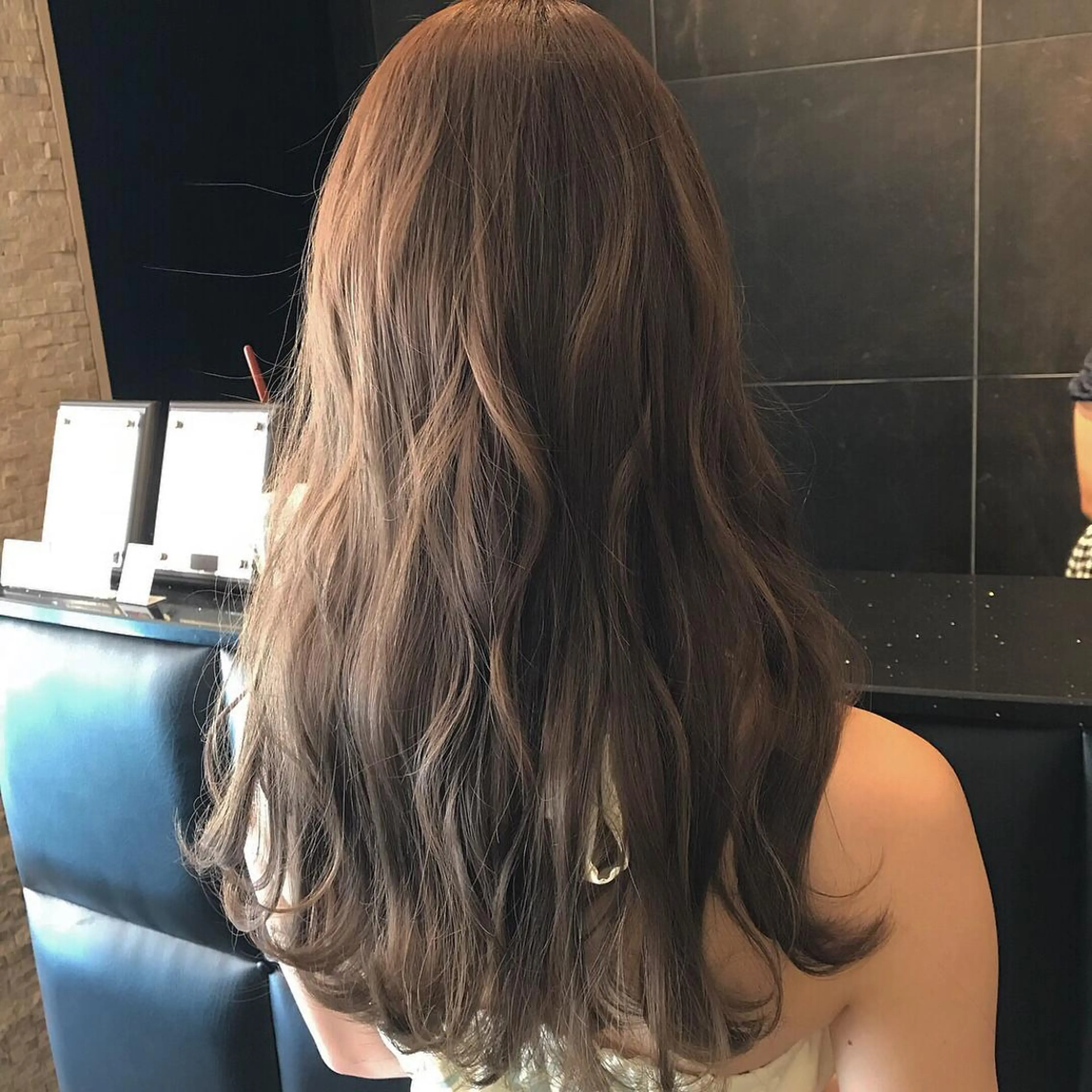 ロング カラー カット ヘアカラー トリートメント 髪質改善will hairdesignのヘアスタイル