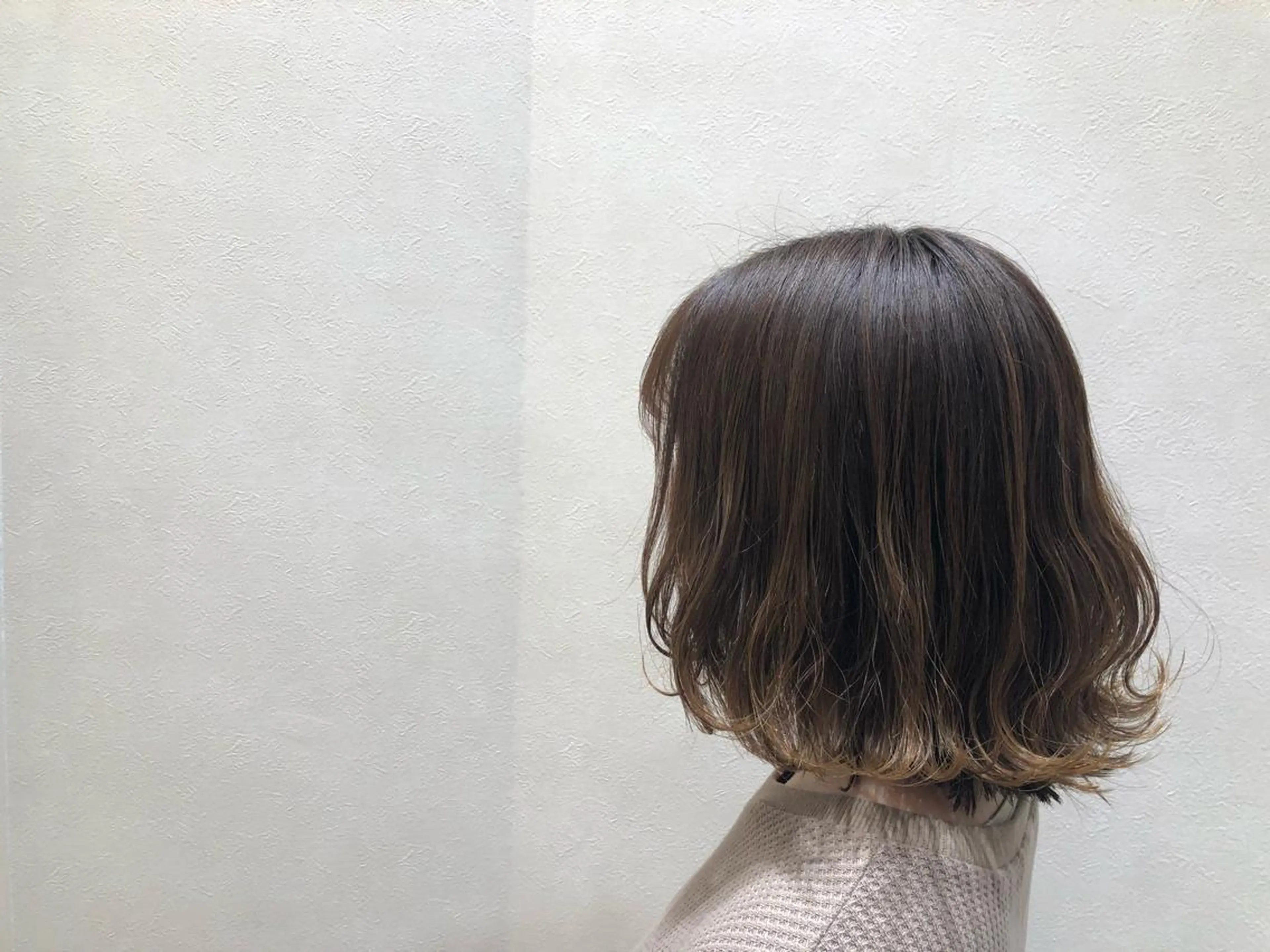 ミディアム カラー ヘアアレンジ lala* ayanaの眉毛・アイブロウイメージ