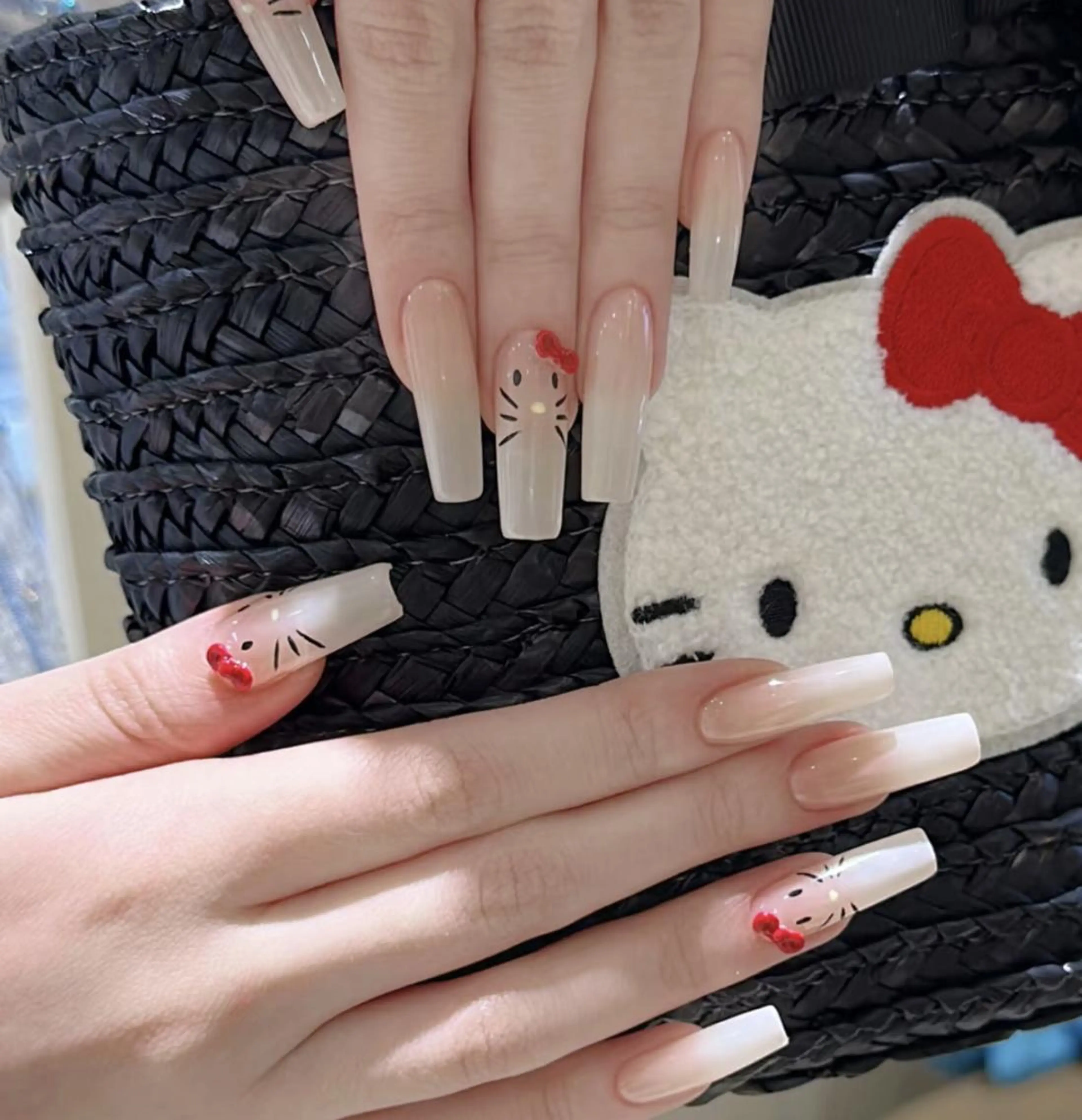 ネイル ハンドネイル ハンドケア 🍑 momo_nailのネイルデザイン