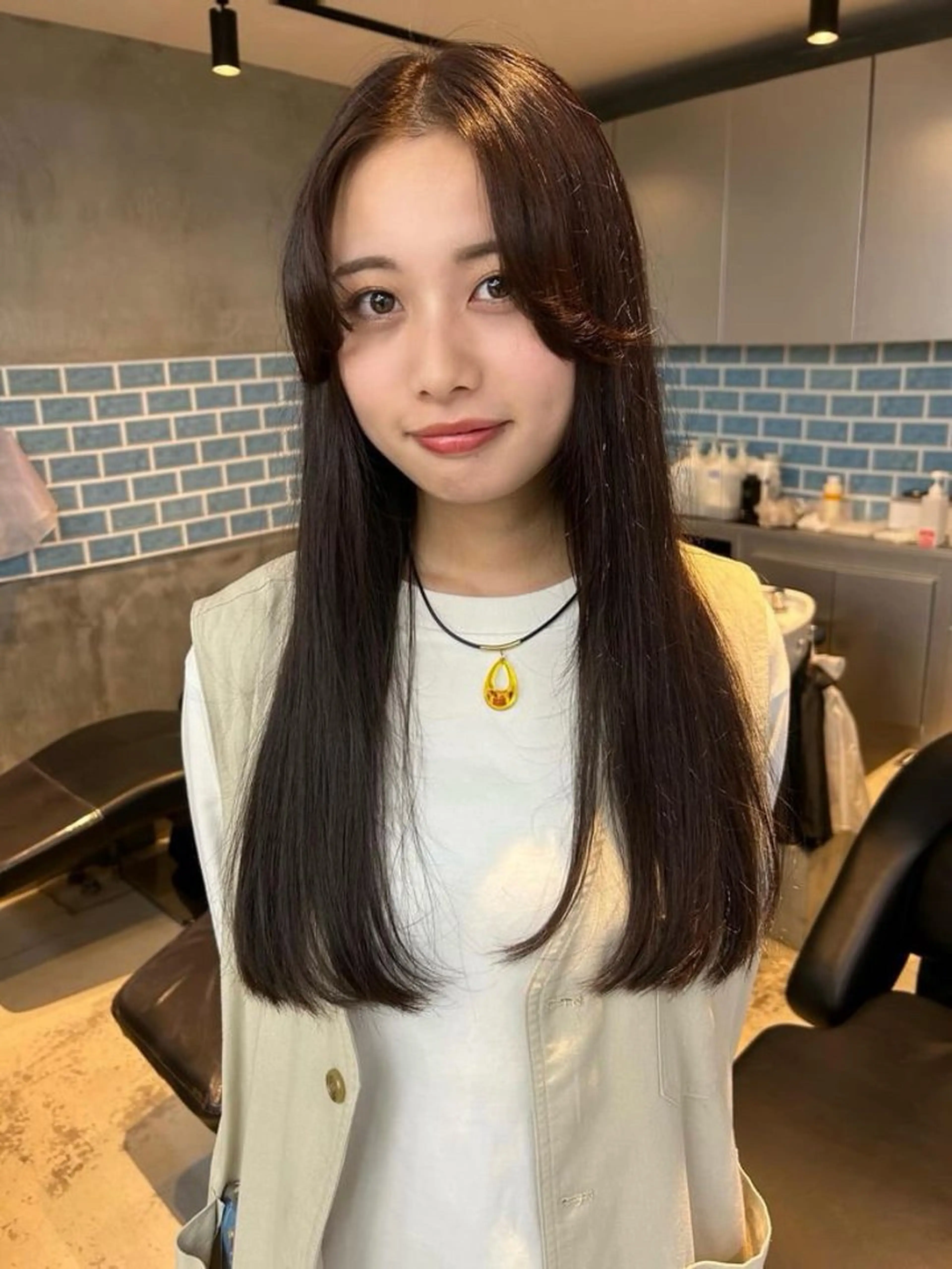 セミロング カラー パーマ 似合わせカット✂︎ りょお🫧のヘアスタイル