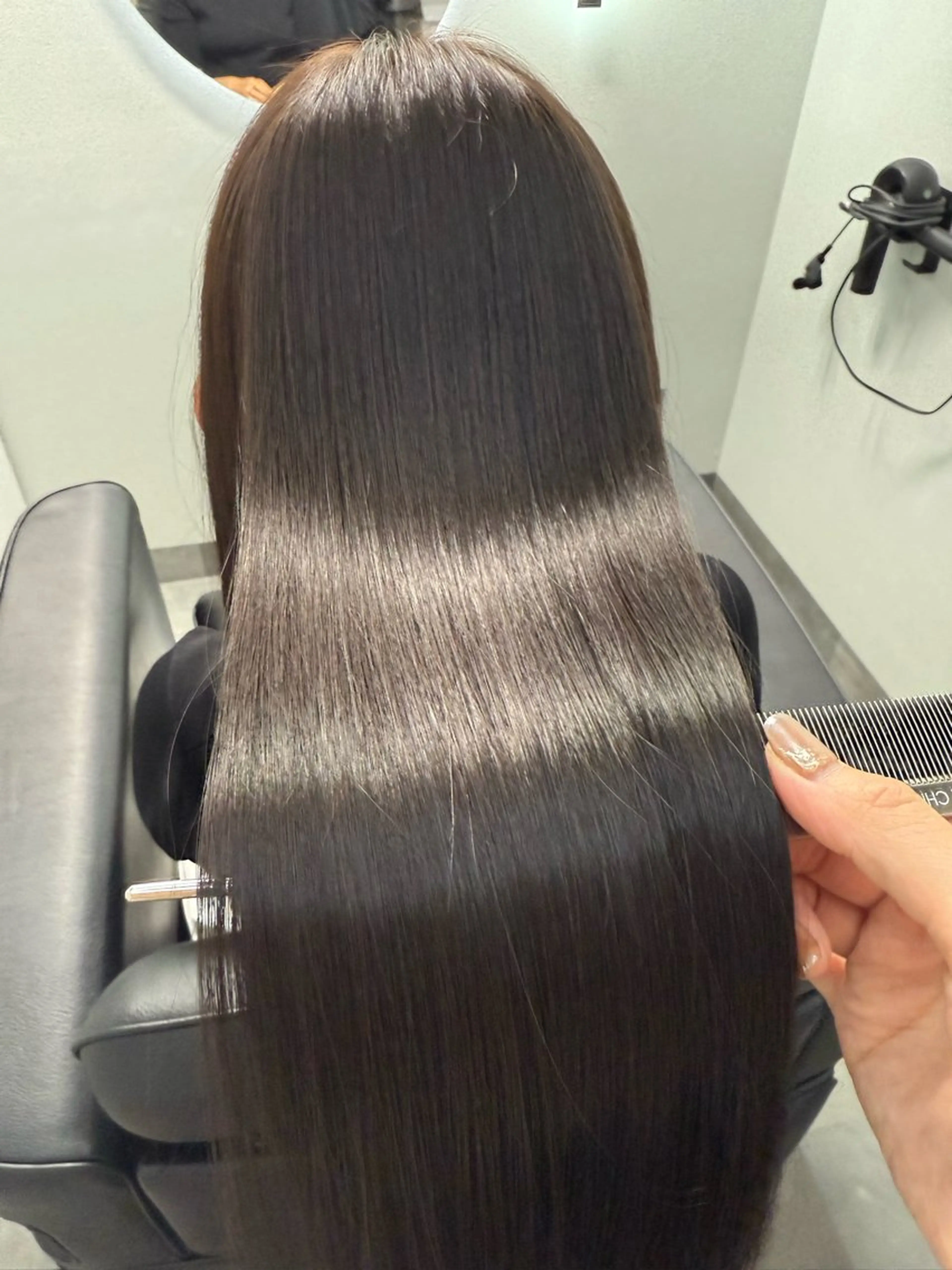 ロング カラー カット ヘアカラー トリートメント 高橋 葵のヘアスタイル