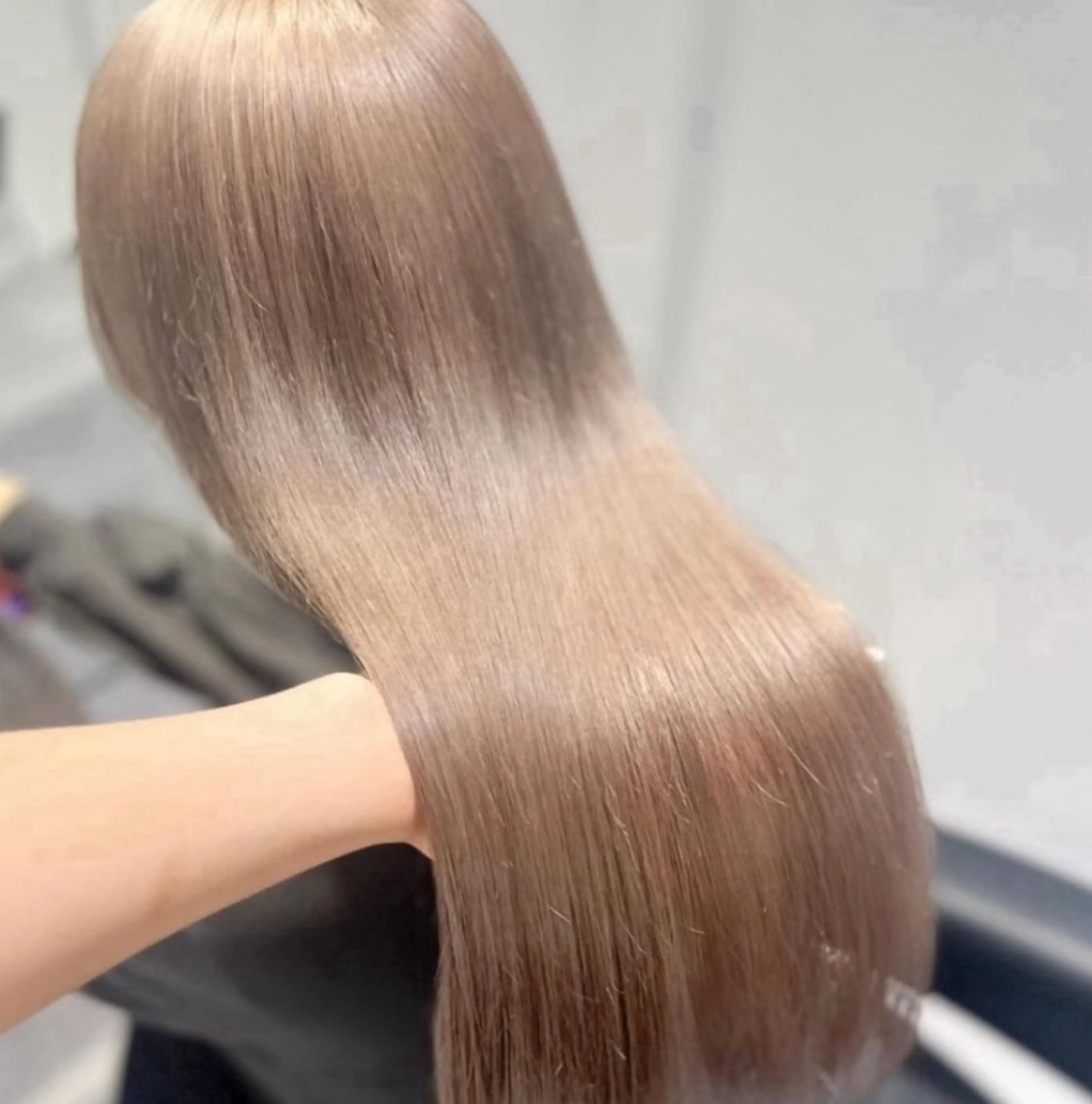 ロング カラー ヘアカラー トリートメント ヘッドスパ ヘアセット 🫧うる艶トレンド 🫧透明感カラーのヘアスタイル