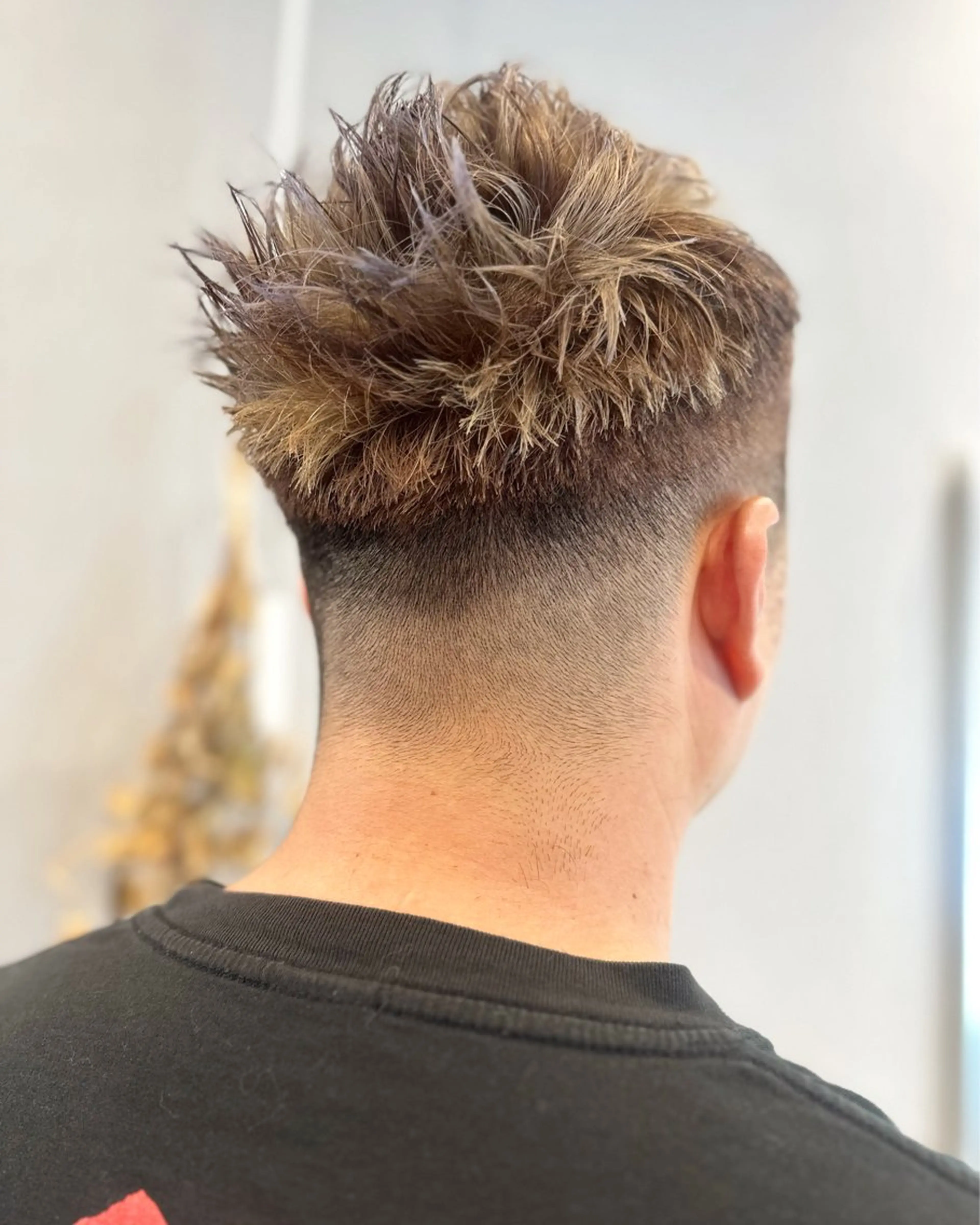 ショート メンズ カット ヘアカラー K Harukaのヘアスタイル