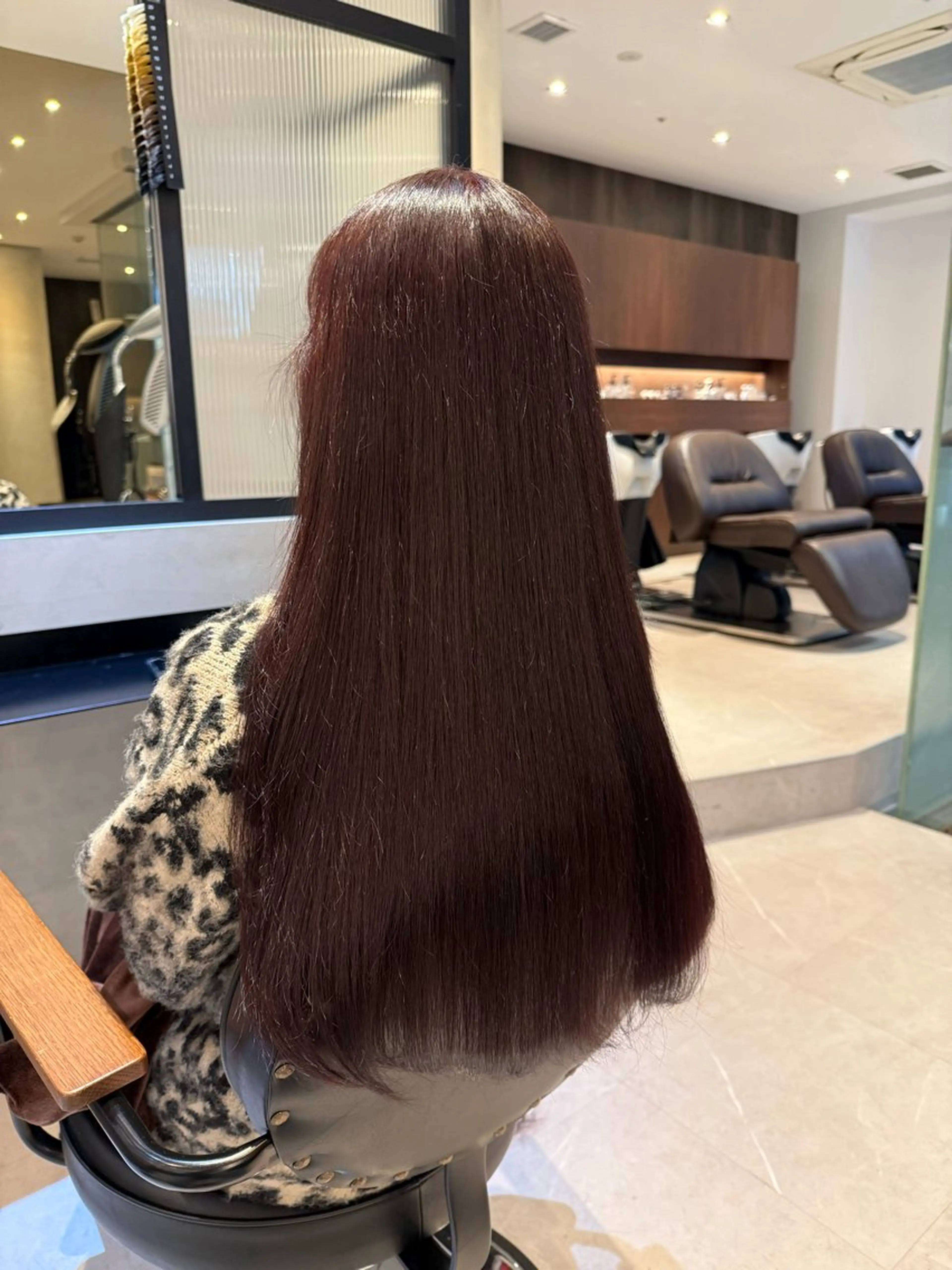 ロング カラー ボルドーカラー ブラウンカラー オリーブカラー🫒/ ハッシュカット/みゆのヘアスタイル