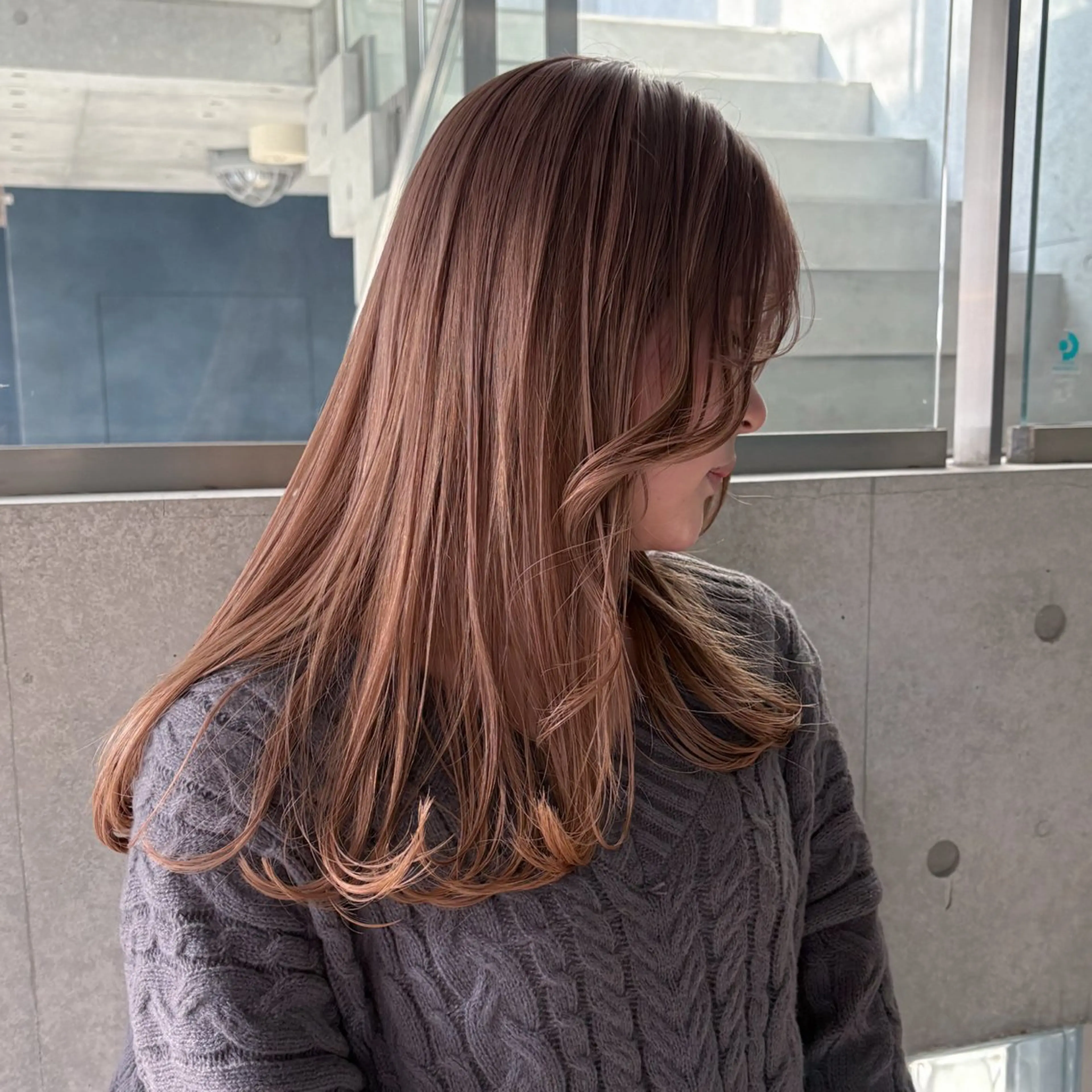 ロング ヘアカラー ハラミユウ🪞透け感 ブラウンベージュ🪞のヘアスタイル