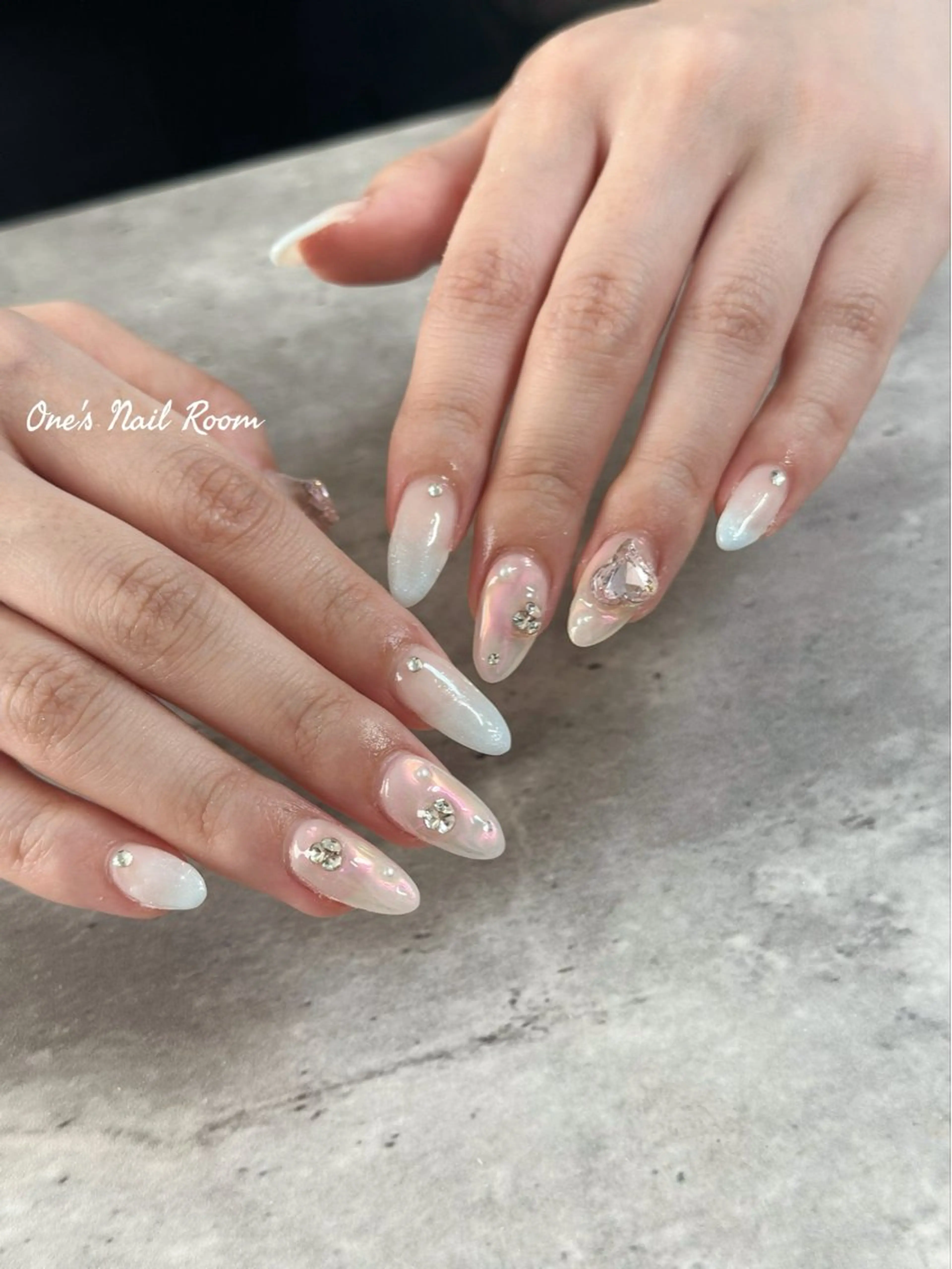 ネイル ハンドネイル One's Nail Roomのネイルデザイン