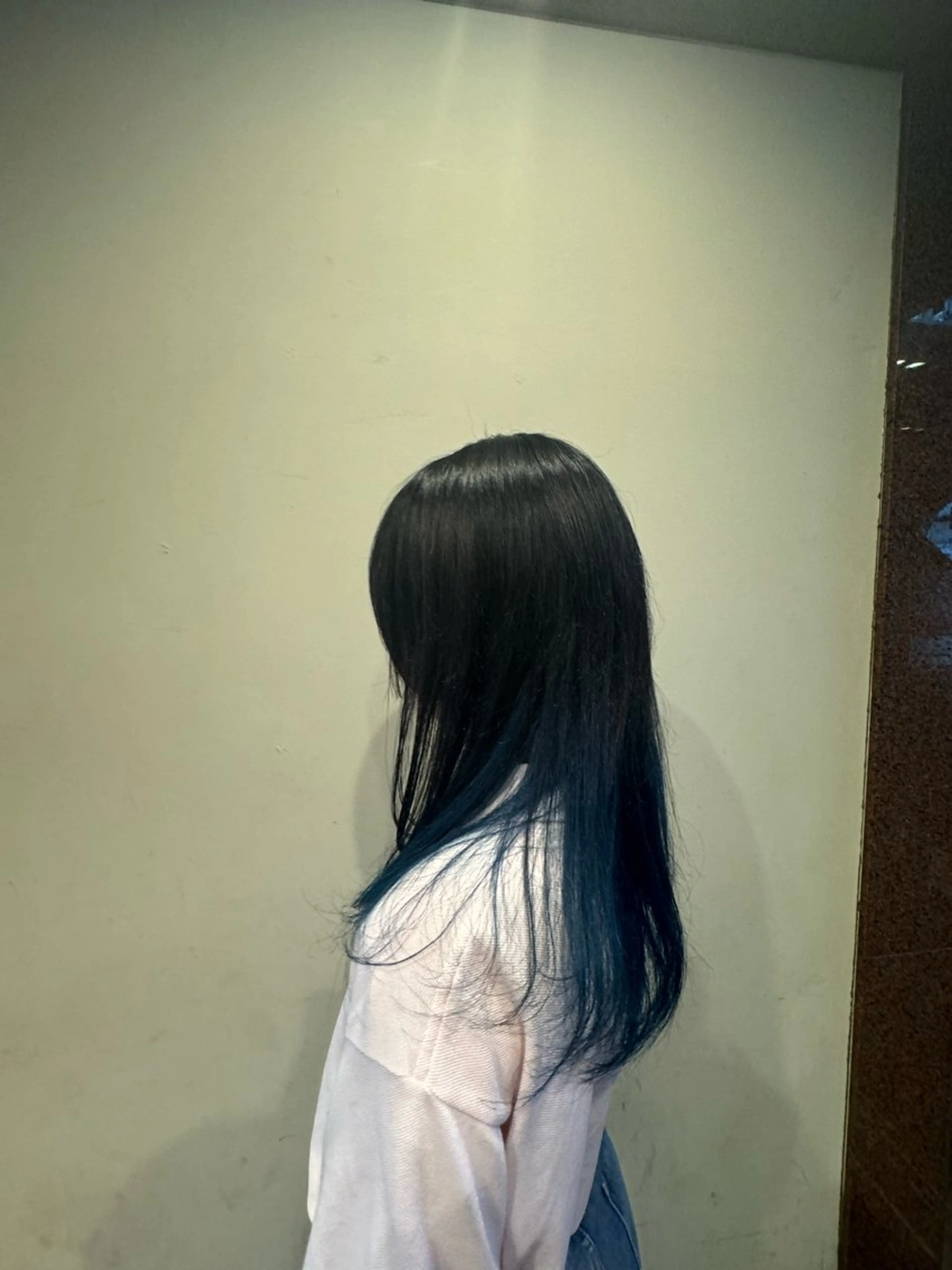 ロング カラー 青海 サヤのヘアスタイル