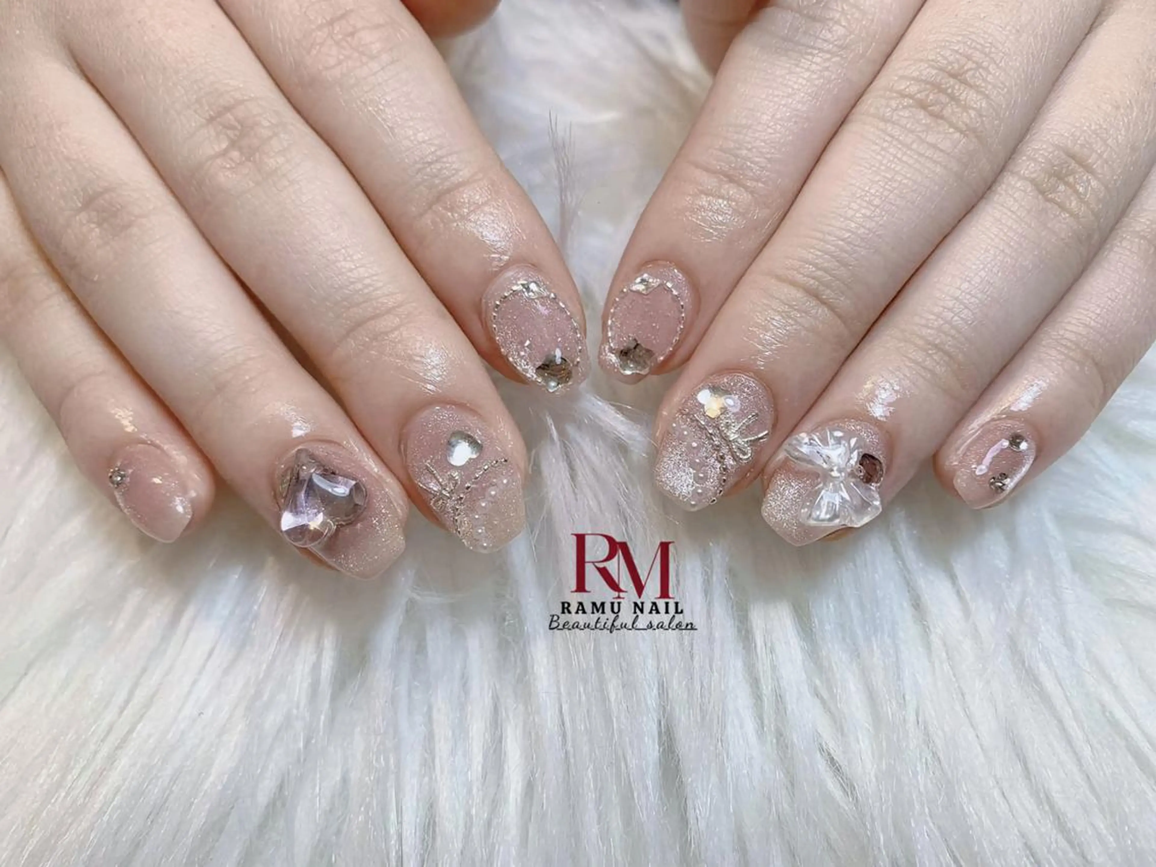 ネイル アートネイル チークネイル 長さ出し フレンチネイル グラデーション ハンドネイル RAMU_Nail 池袋店のネイルデザイン