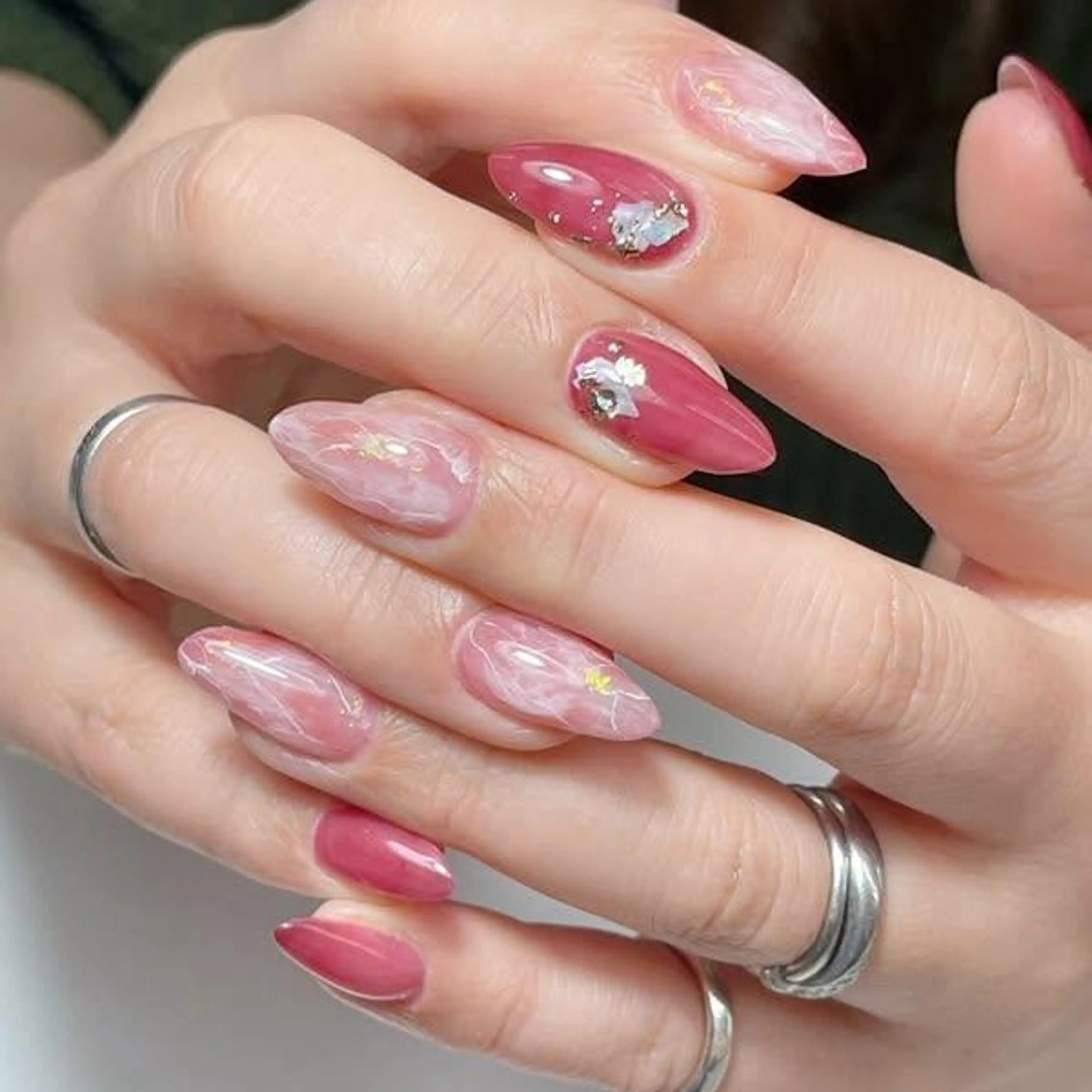 ネイル ネイルサロン極美堂　 秦野店のネイルデザイン